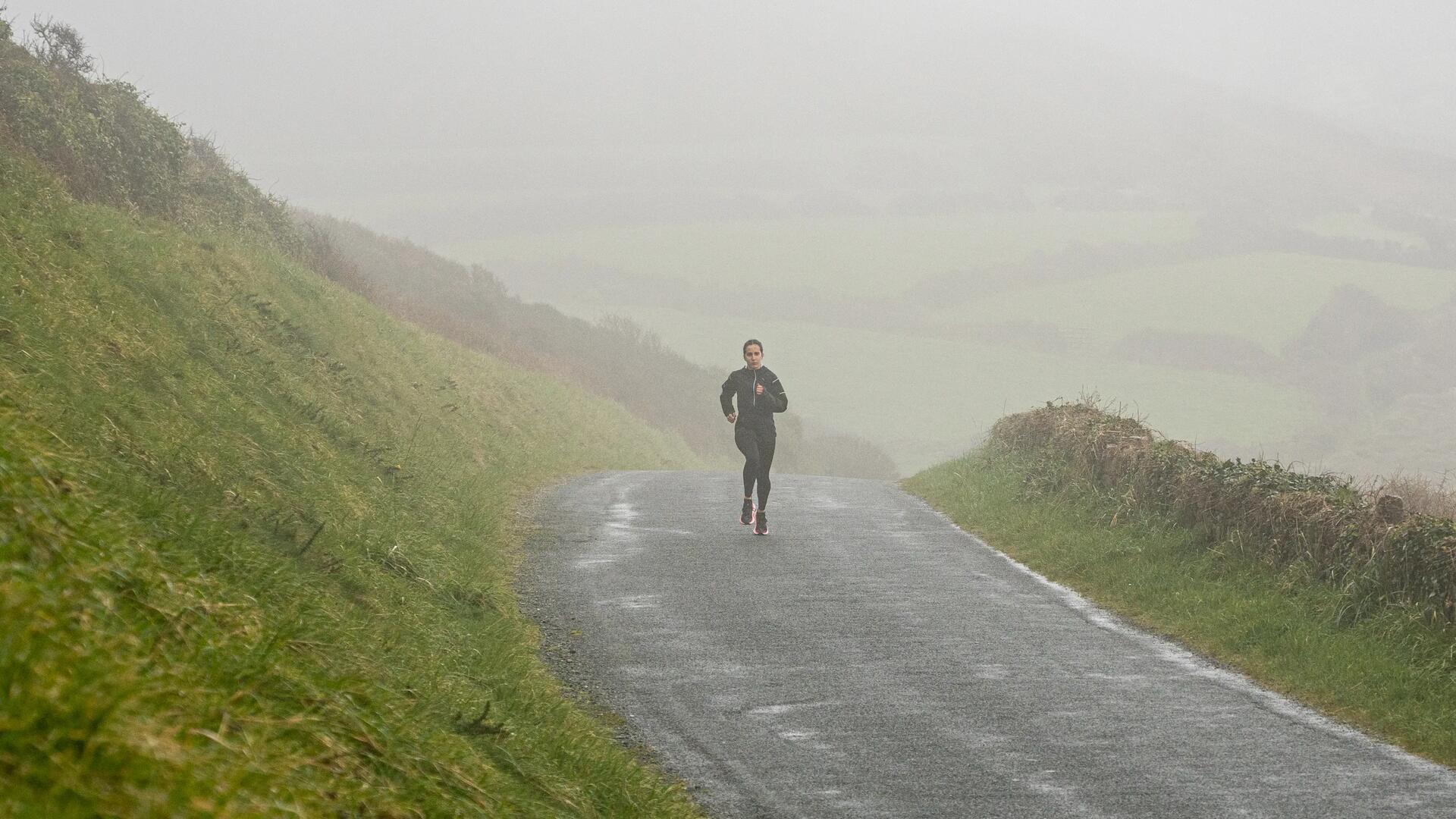 8 idées de sports à tester sous la pluie