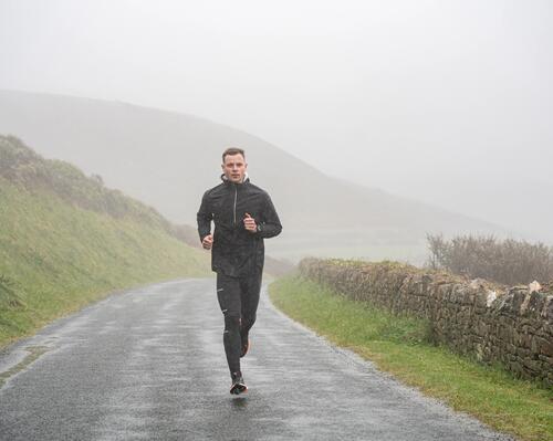 8 sports à tester sous la pluie