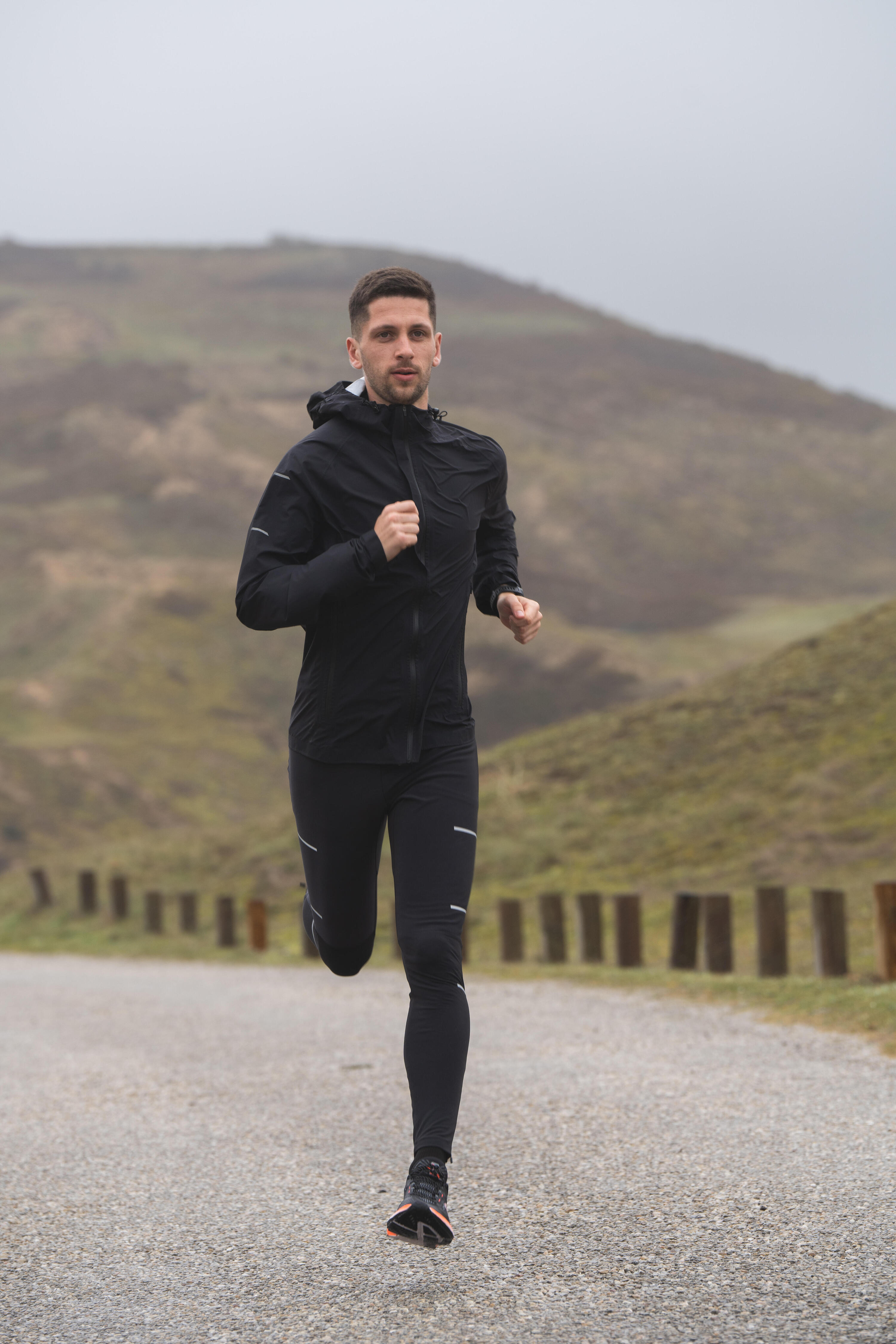 Leggings idrorepellenti running uomo RUN WARM & RAIN neri 13/17