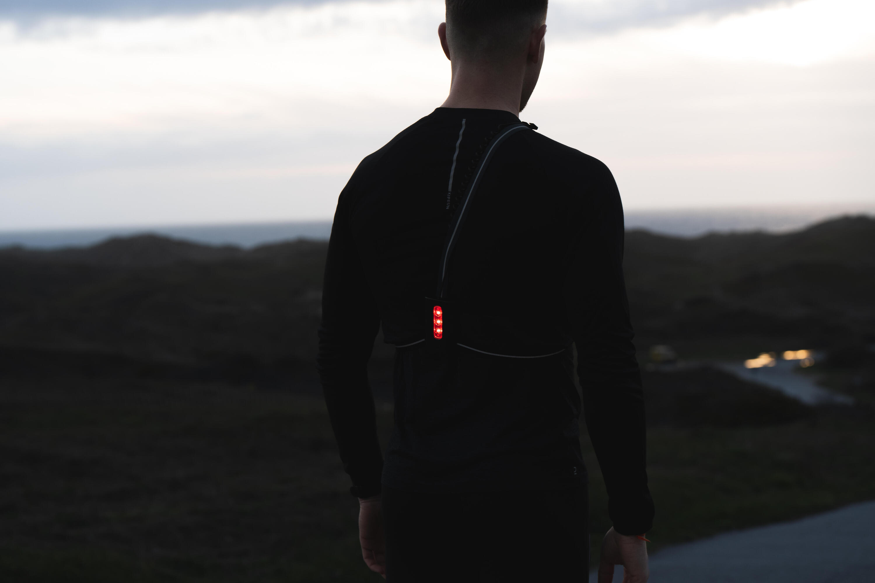 LANTERNA DE CORRIDA PEITORAL RUN LIGHT 250 FW19 Preto 18/21