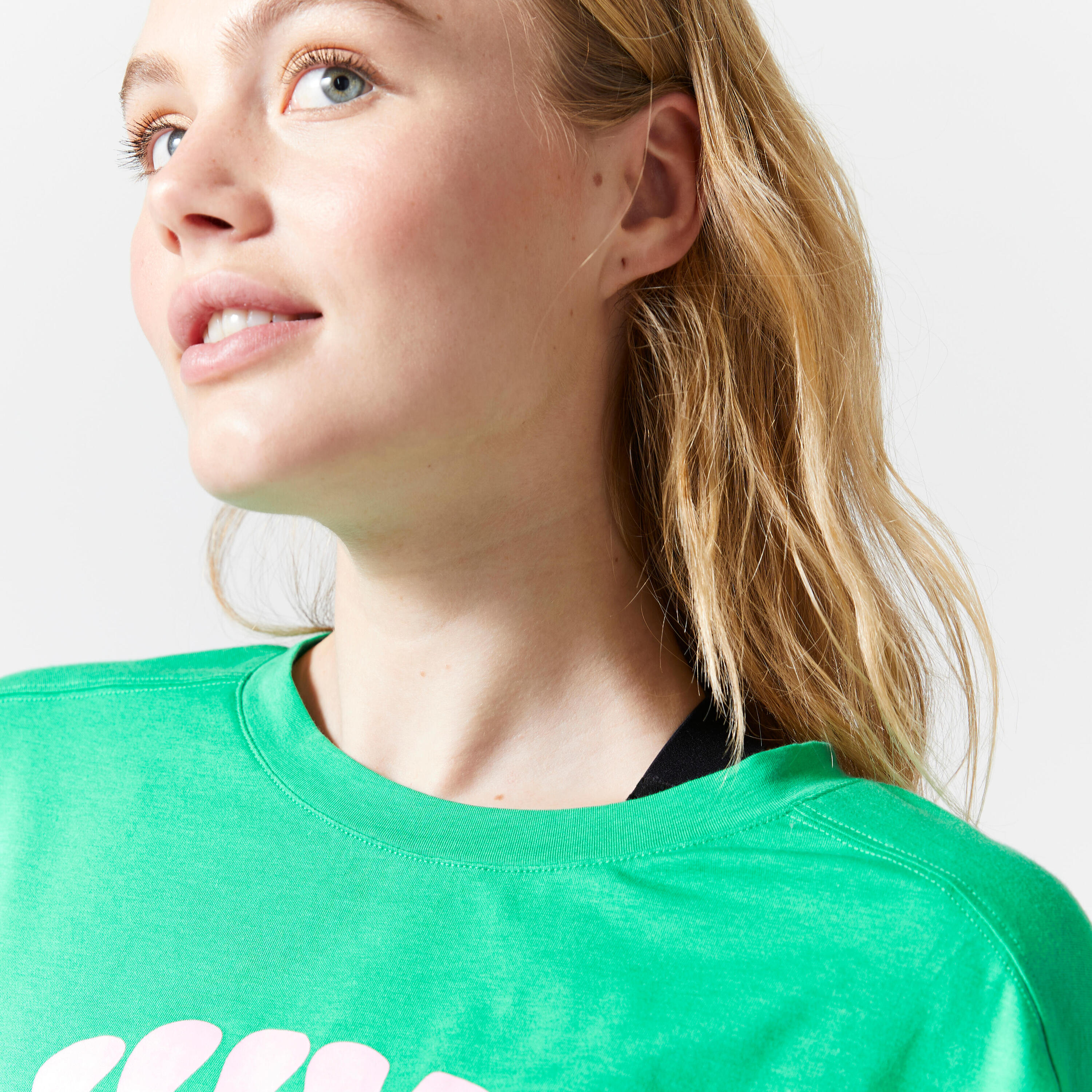 Women's Loose-Fit Fitness T-Shirt 520 - Green Print 4/5
