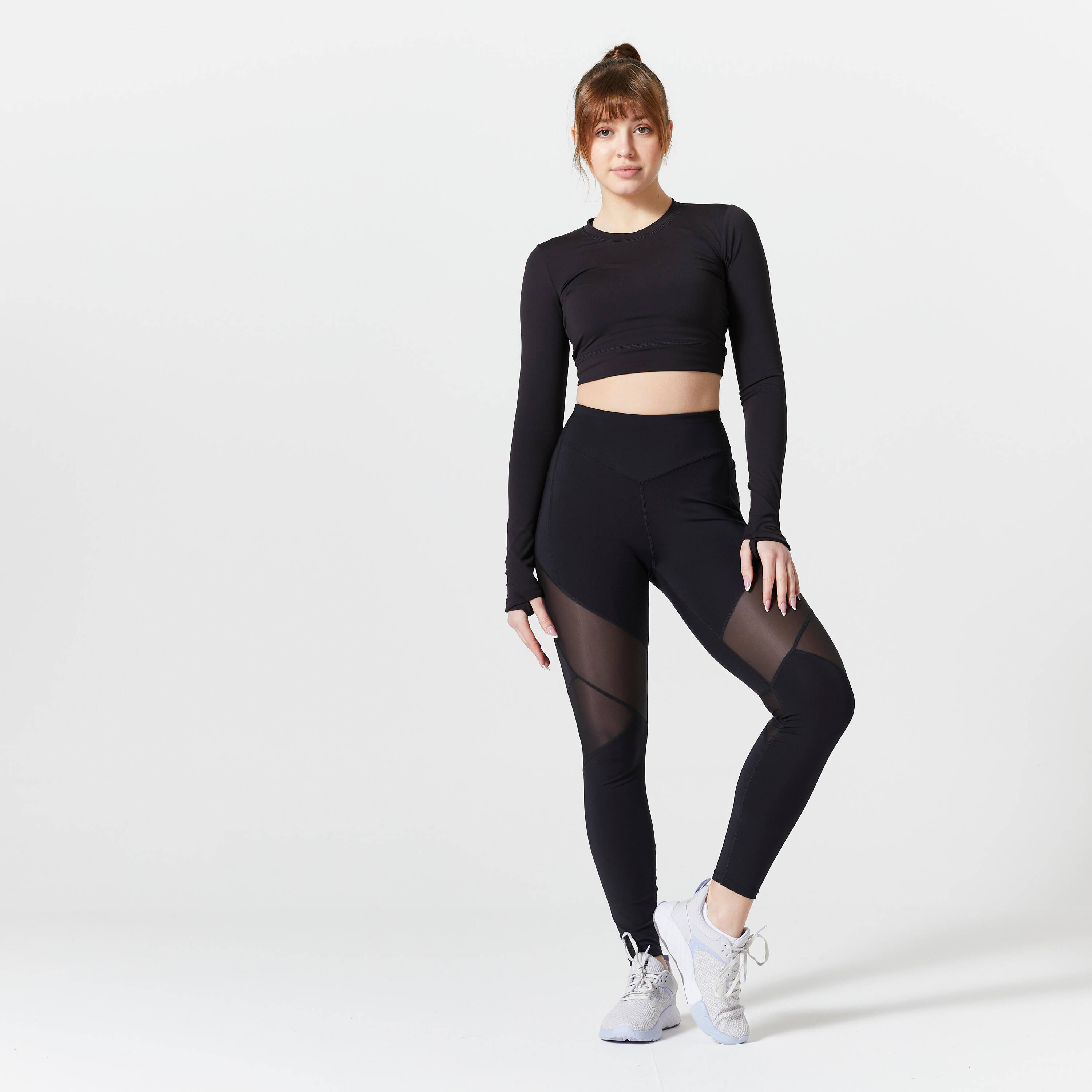 Women's Fitness Long-Sleeved Cropped T-Shirt - Black -  2