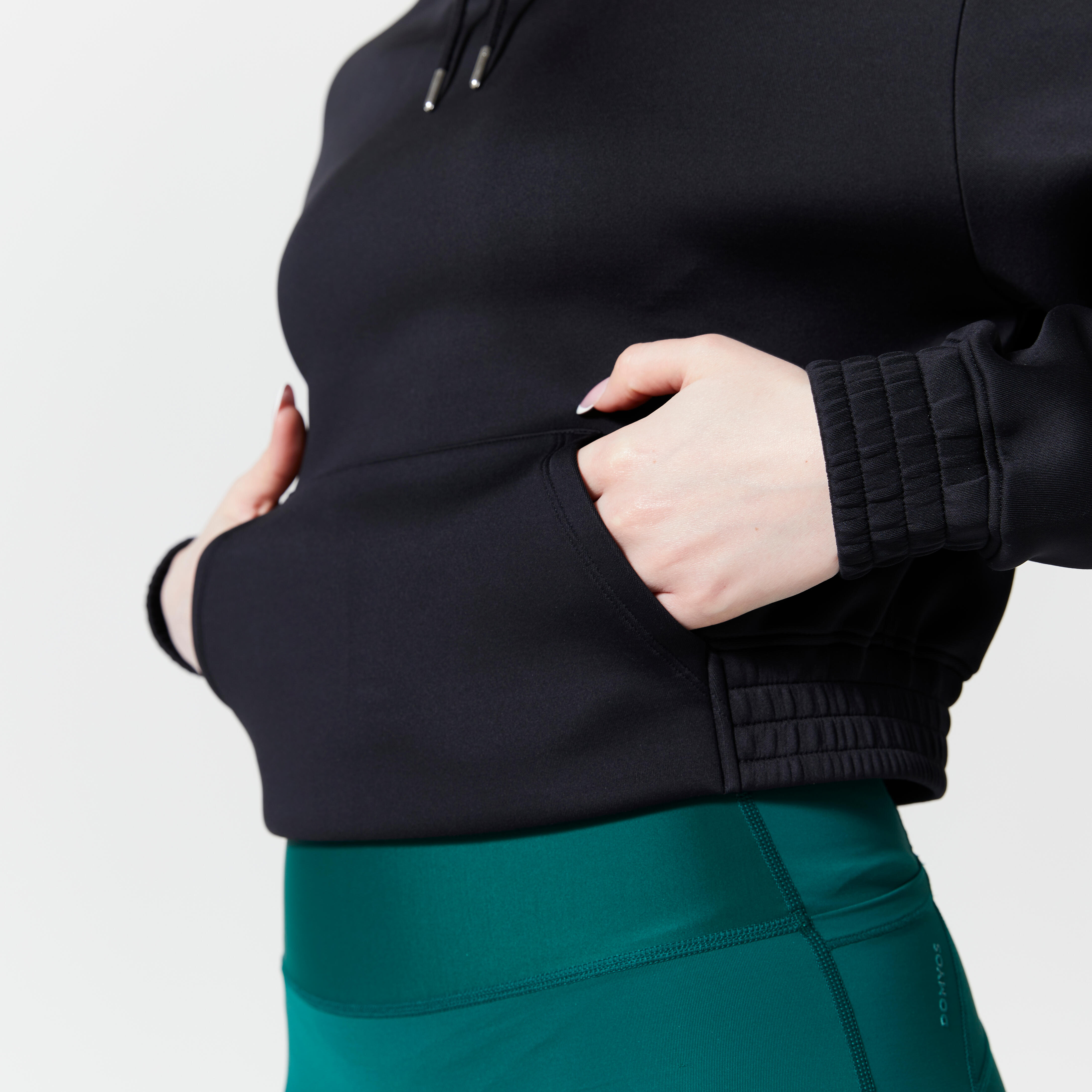 Felpa con cappuccio Cardio Fitness crop top Nero