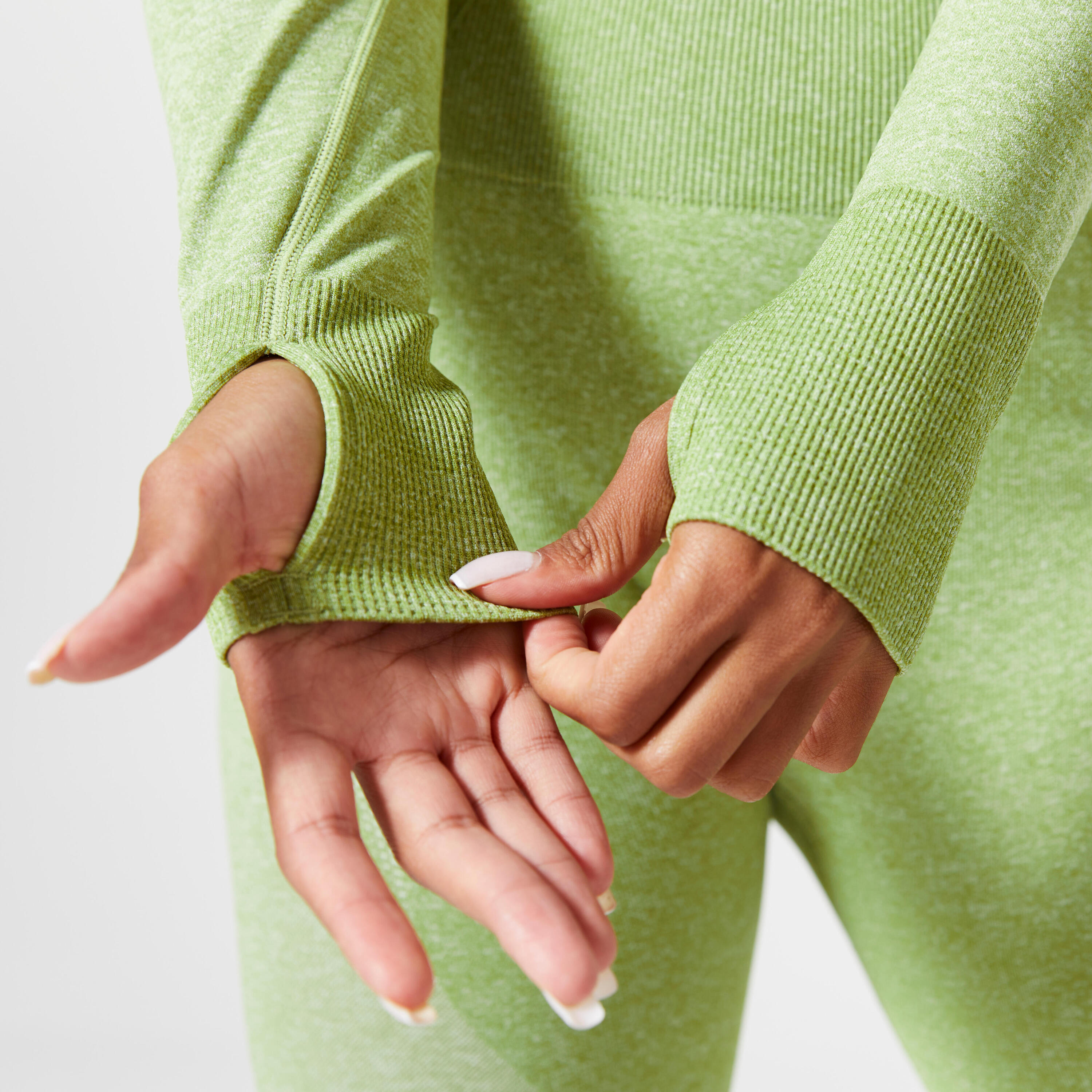 Cropped shirt met lange mouwen voor fitness naadloos olijfgroen 3/6