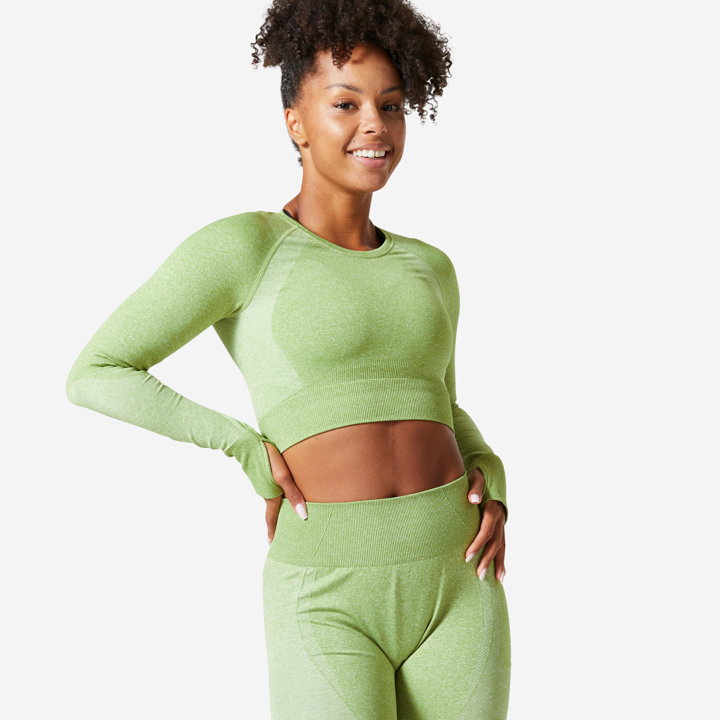 DOMYOS Long-Sleeved Cropped Seamless Fitness T-Shirt - Olive Green