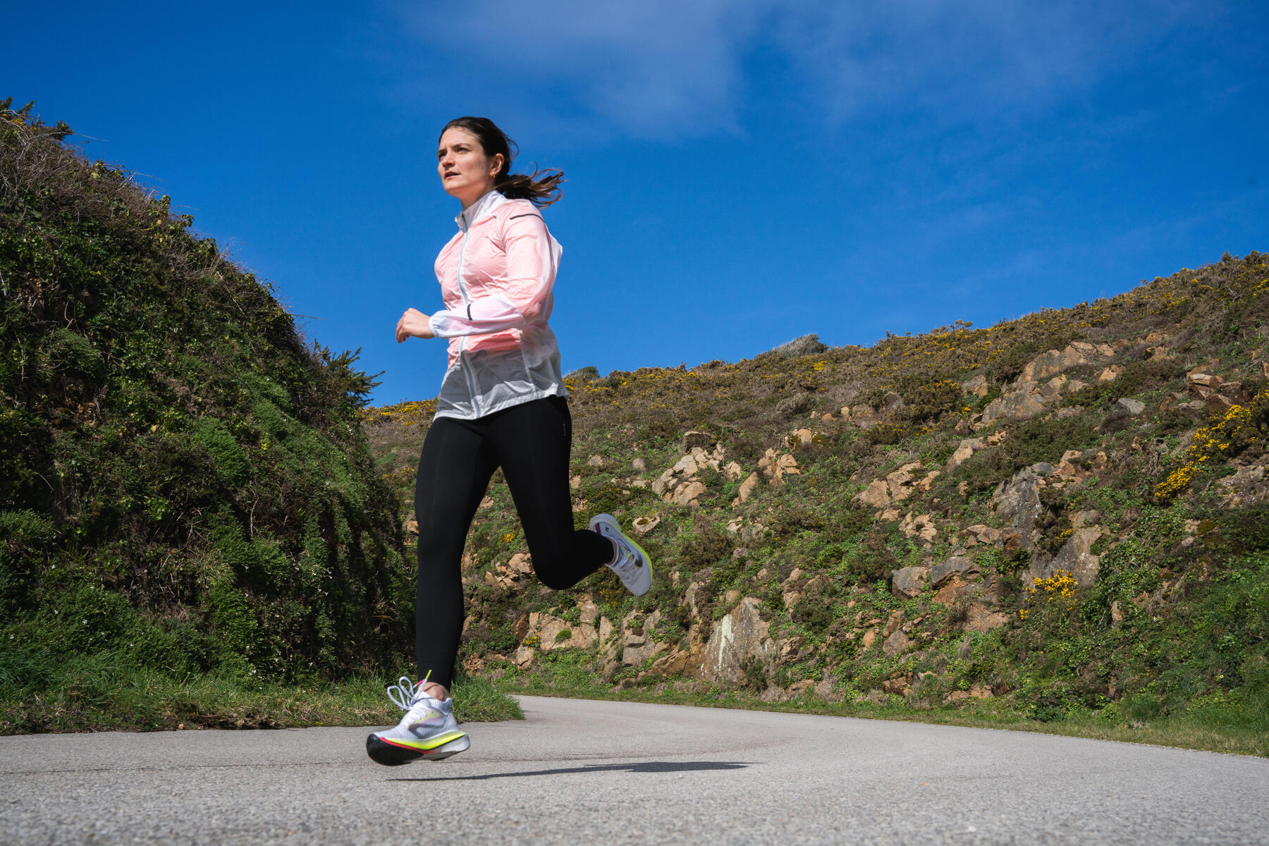 Tips para elegir el calzado adecuado en rodadas largas de running