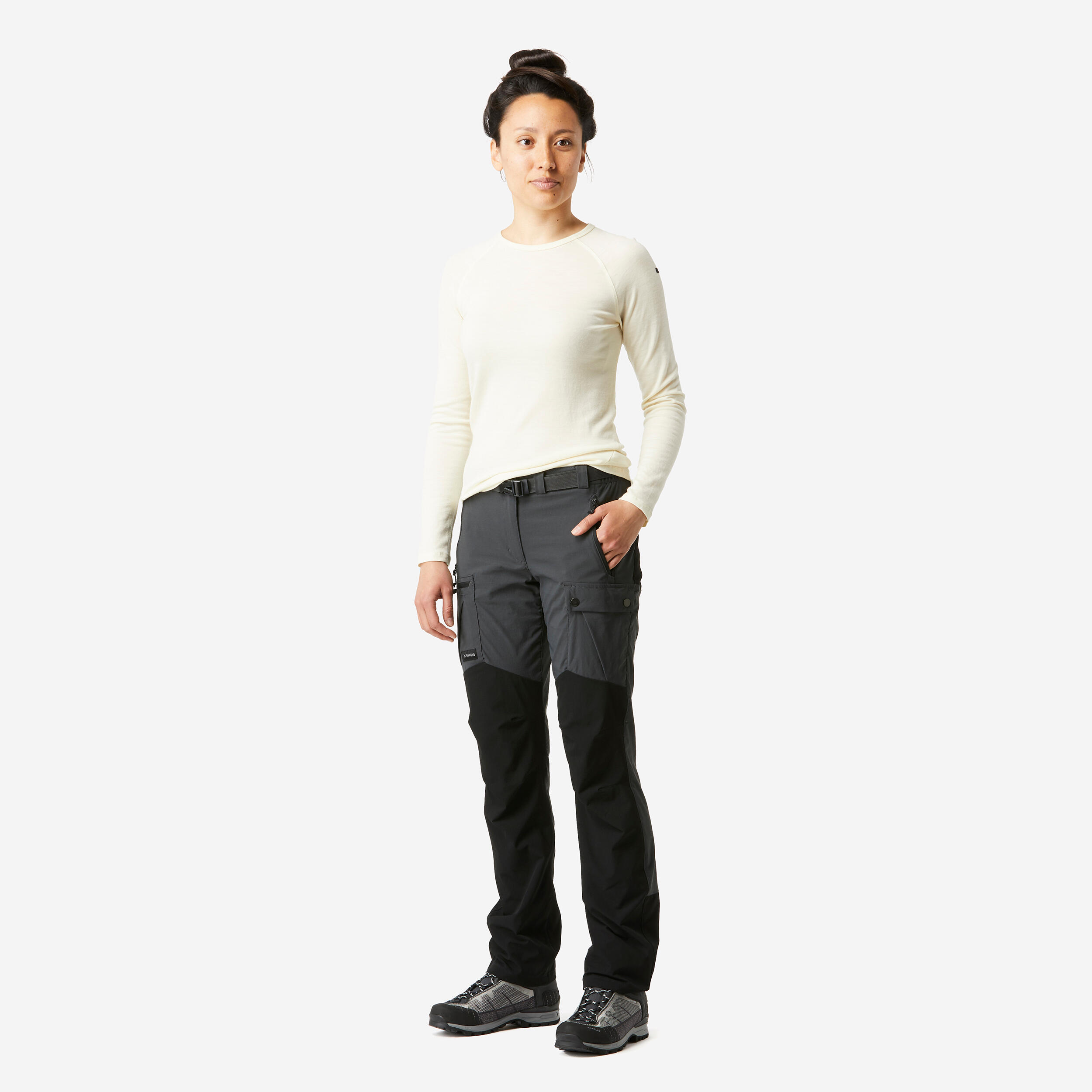Women’s durable trekking trousers - MT500