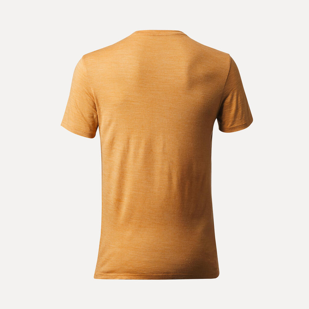 Pánske trekingové tričko Travel 500 s krátkym rukávom z vlny merino kaki