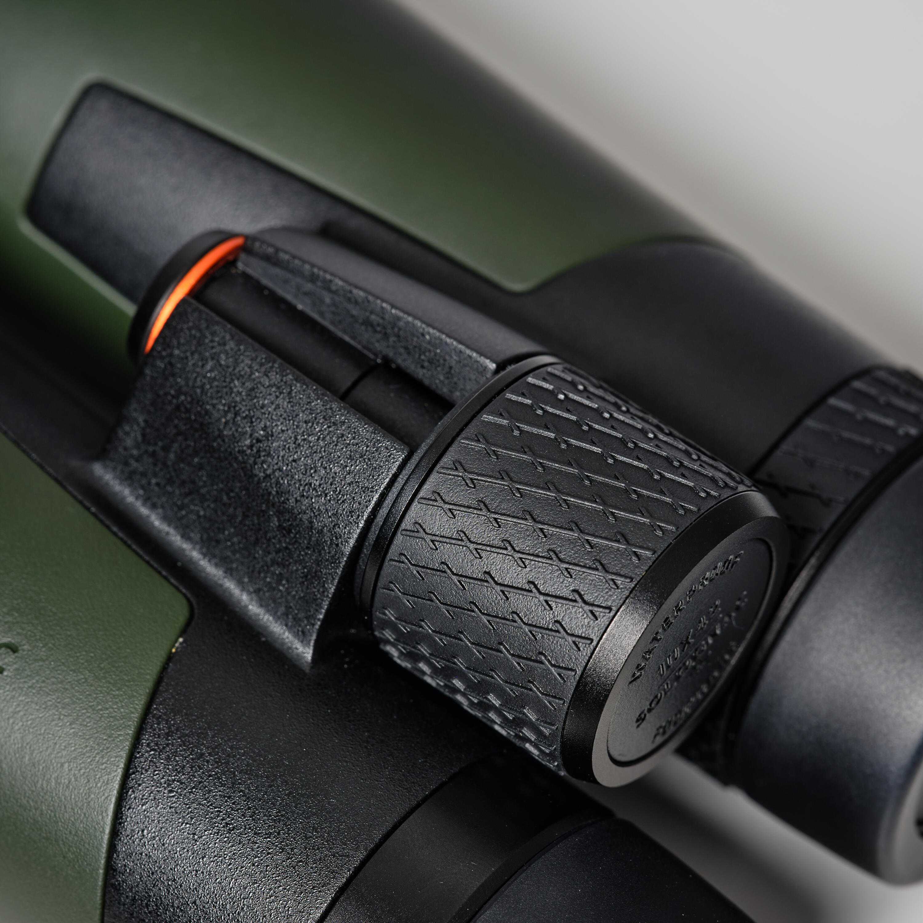 Waterproof hunting binoculars 900 10x42 - khaki 8/20