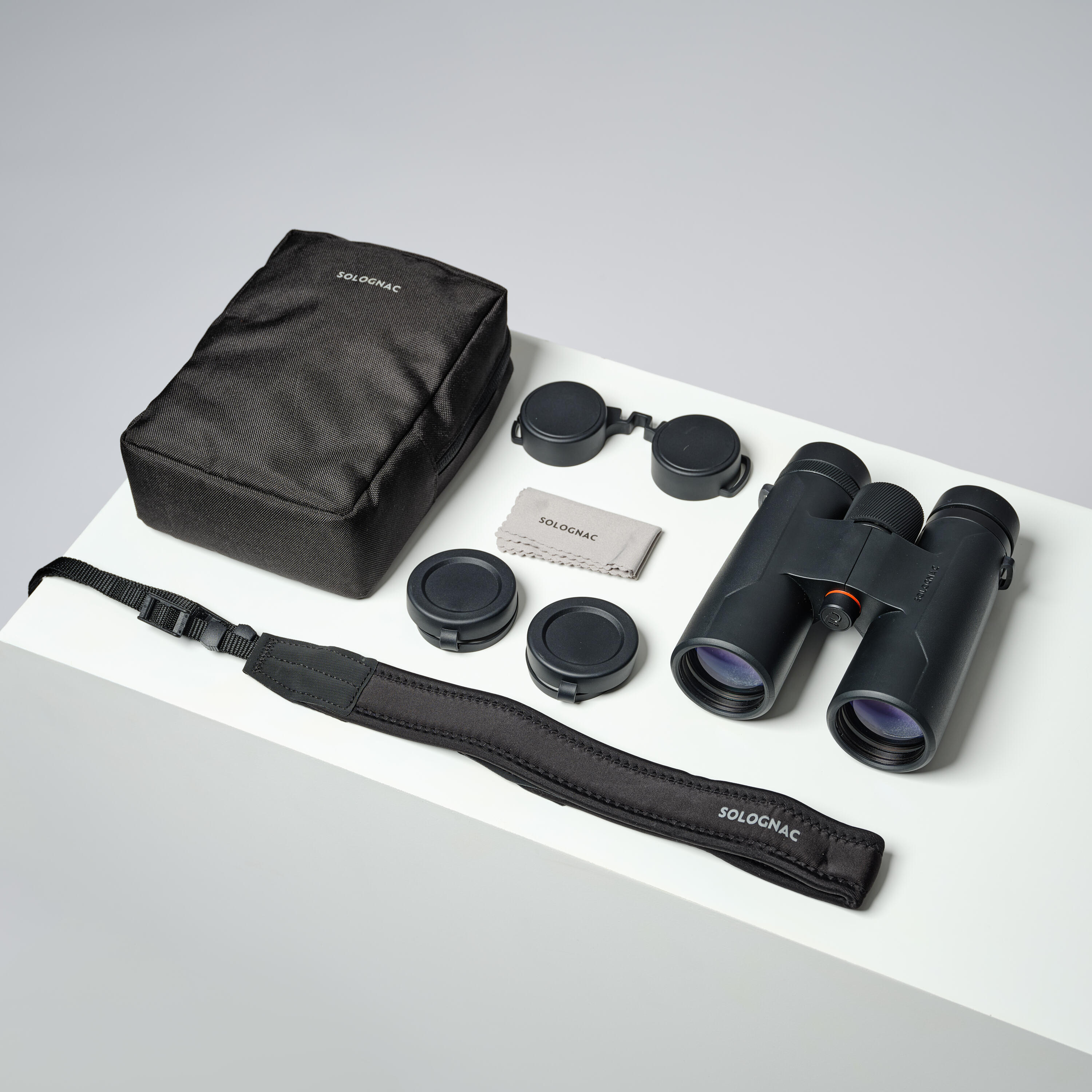 Waterproof hunting binoculars 100 10x42 - black 8/14