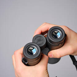 កែវយឹតWP binoculars 100 10x42 ពណ៌ខ្មៅ