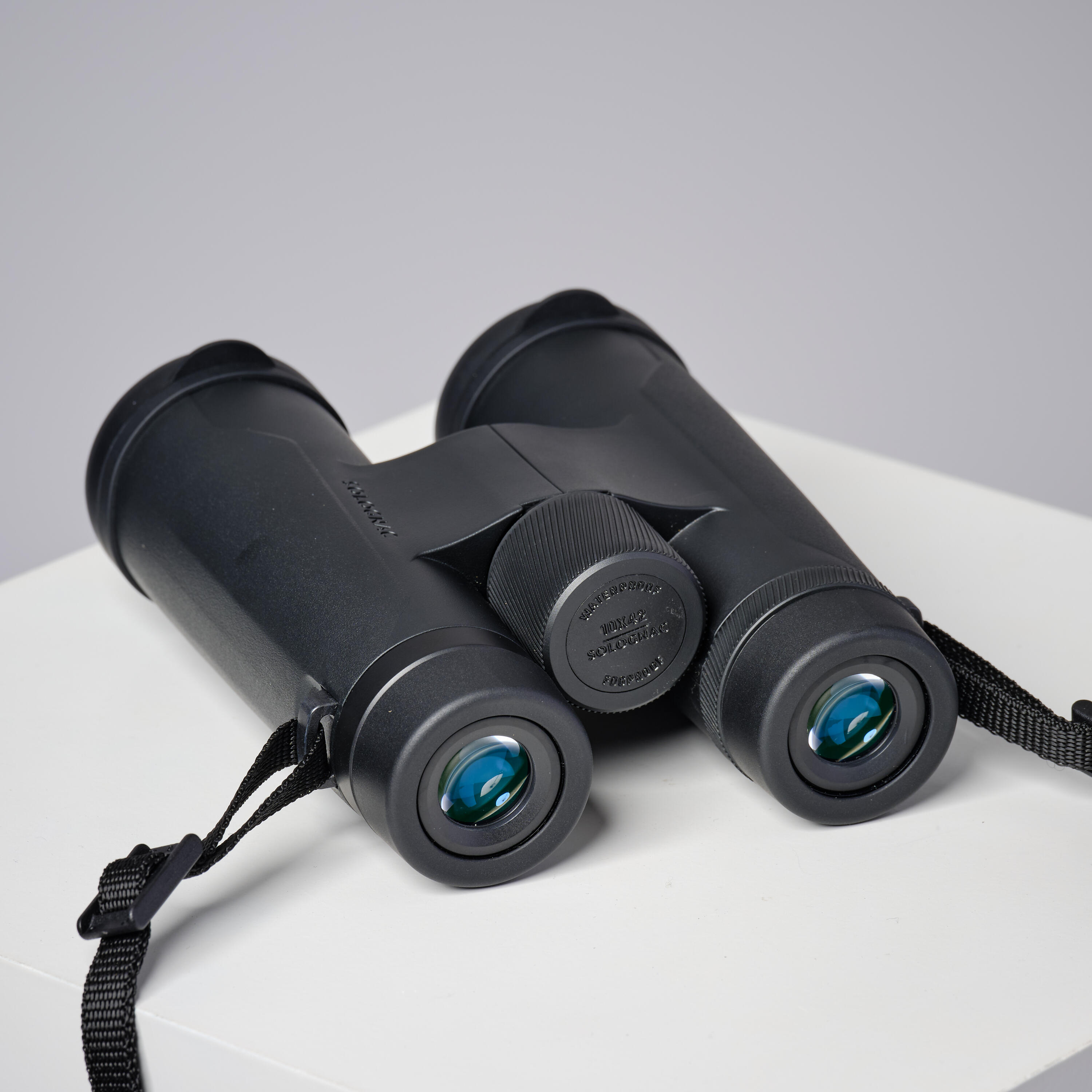 Waterproof hunting binoculars 100 10x42 - black 3/14