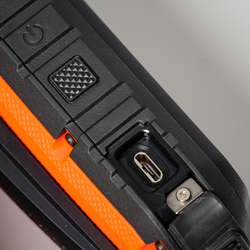Výcvikový a vyhledávací obojek s dálkovým ovládáním Garmin Alpha 10 TT25