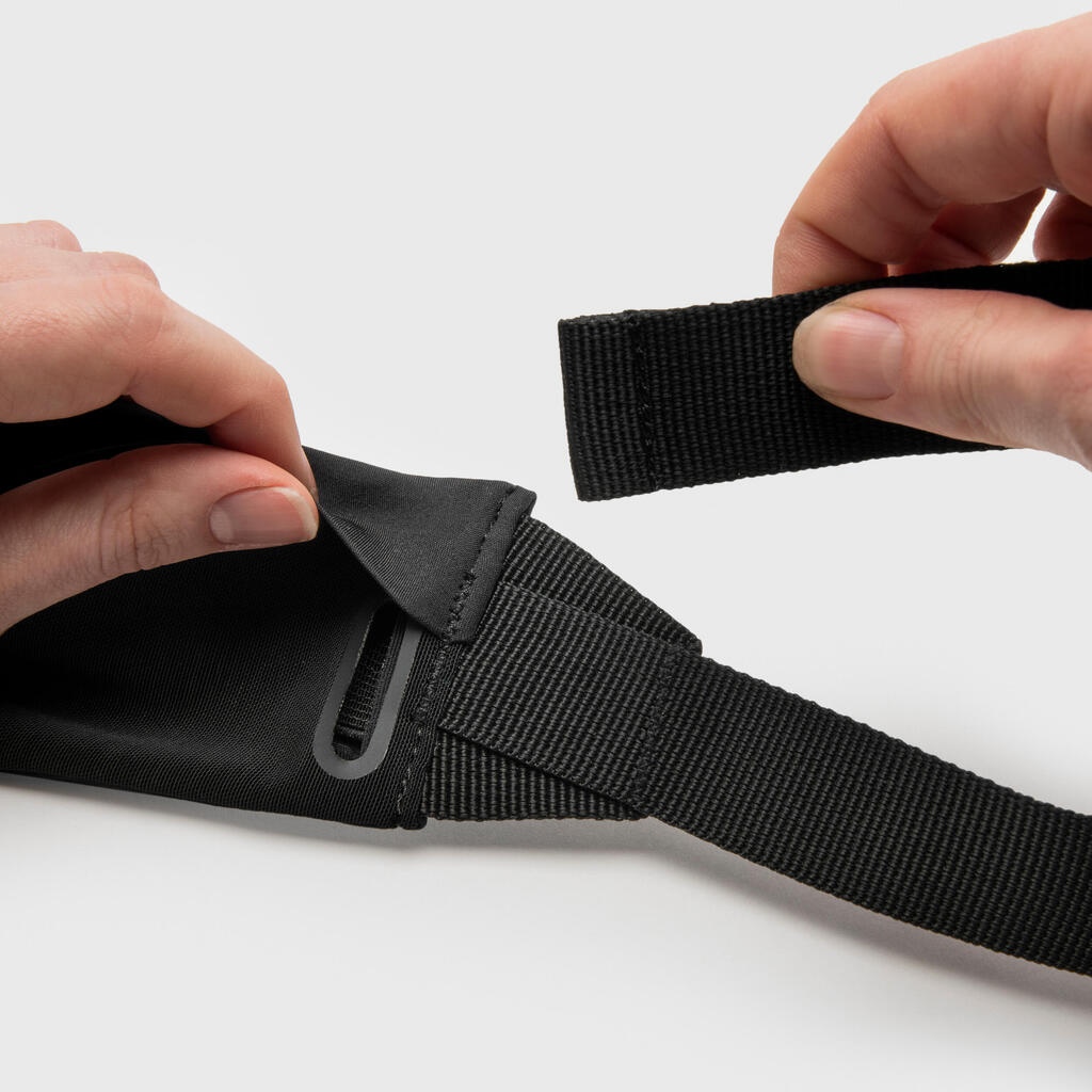 Unisekso išmaniojo telefono bėgimo diržas „Kiprun Comfort 2“, juodas, 5 kišenės