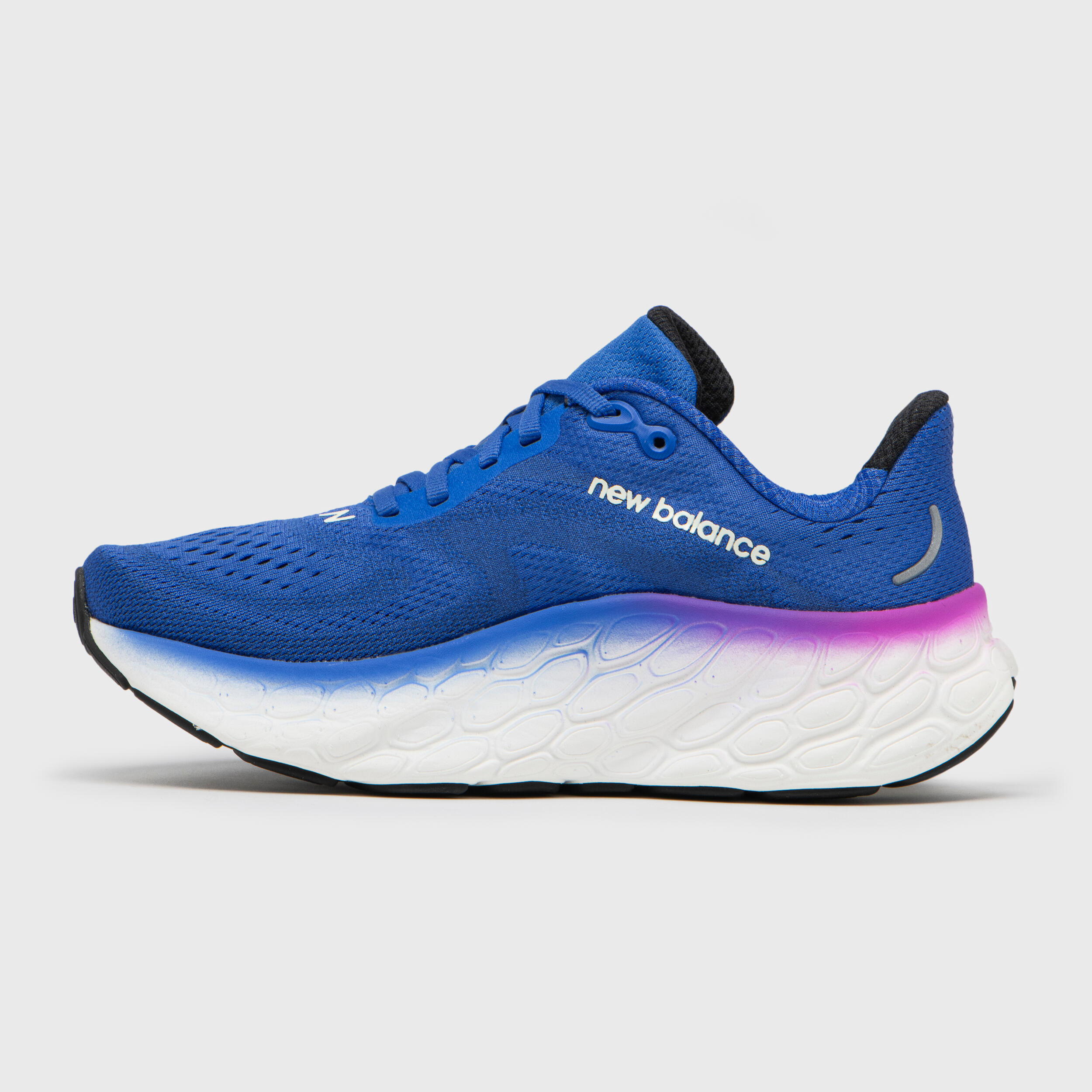 WOMEN'S NEW BALANCE MORE V4 RUNNING SHOES - DARK BLUE 3/7