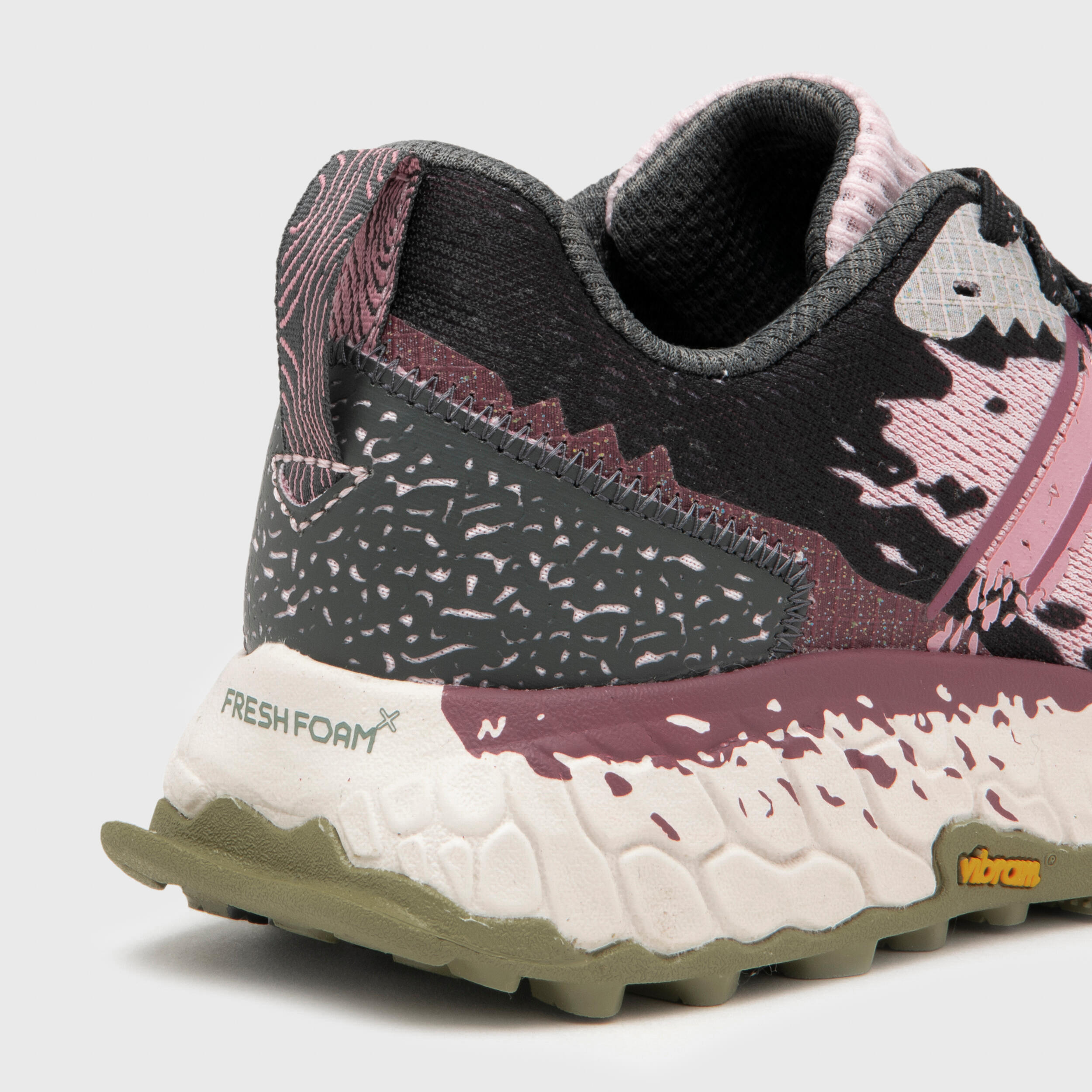 WOMEN'S NEW BALANCE HIERRO V7 TRAIL RUNNING SHOES - STONE PINK 7/10