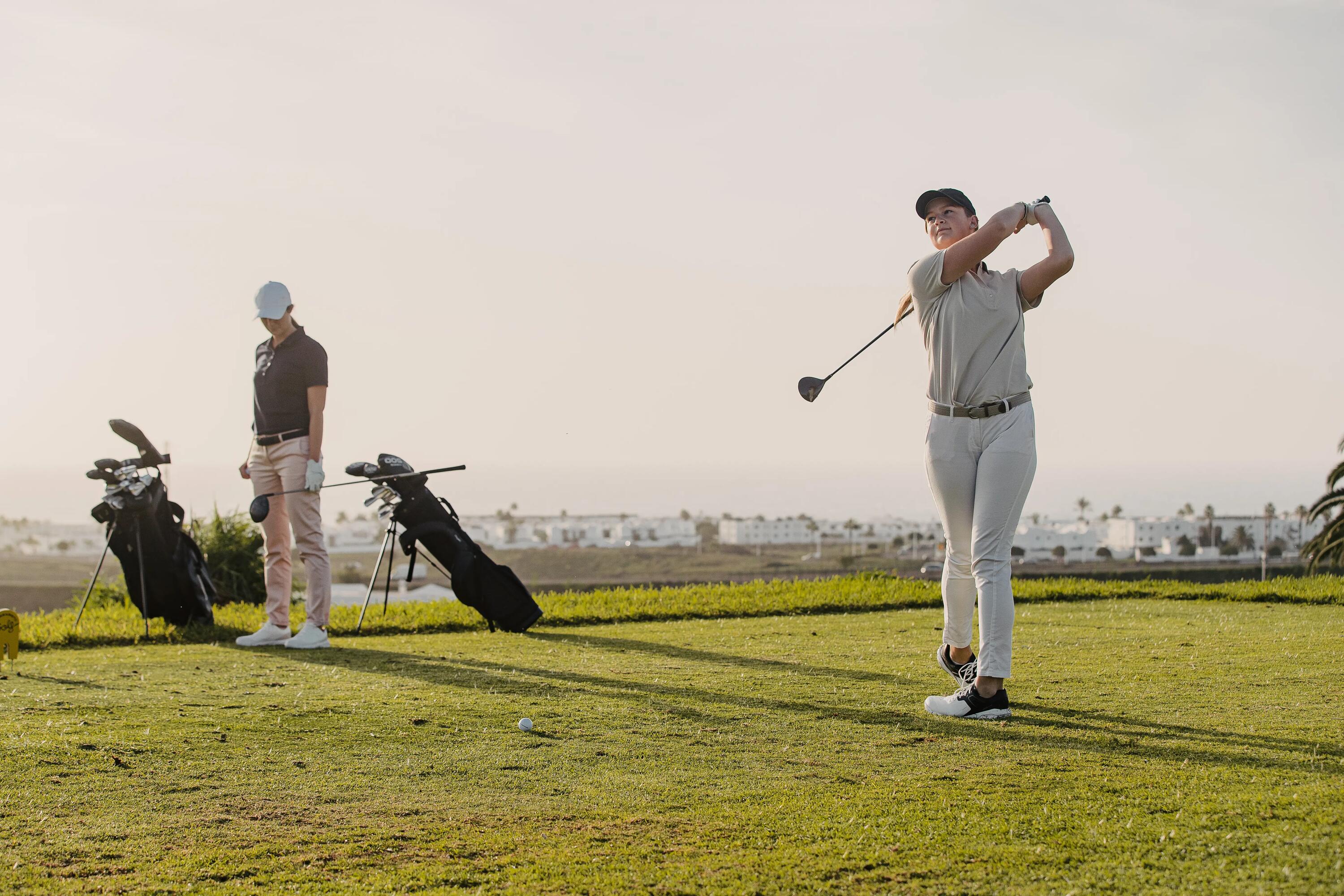 Jak vybrat fairwayové dřevo: Golfová hůl pro dálku