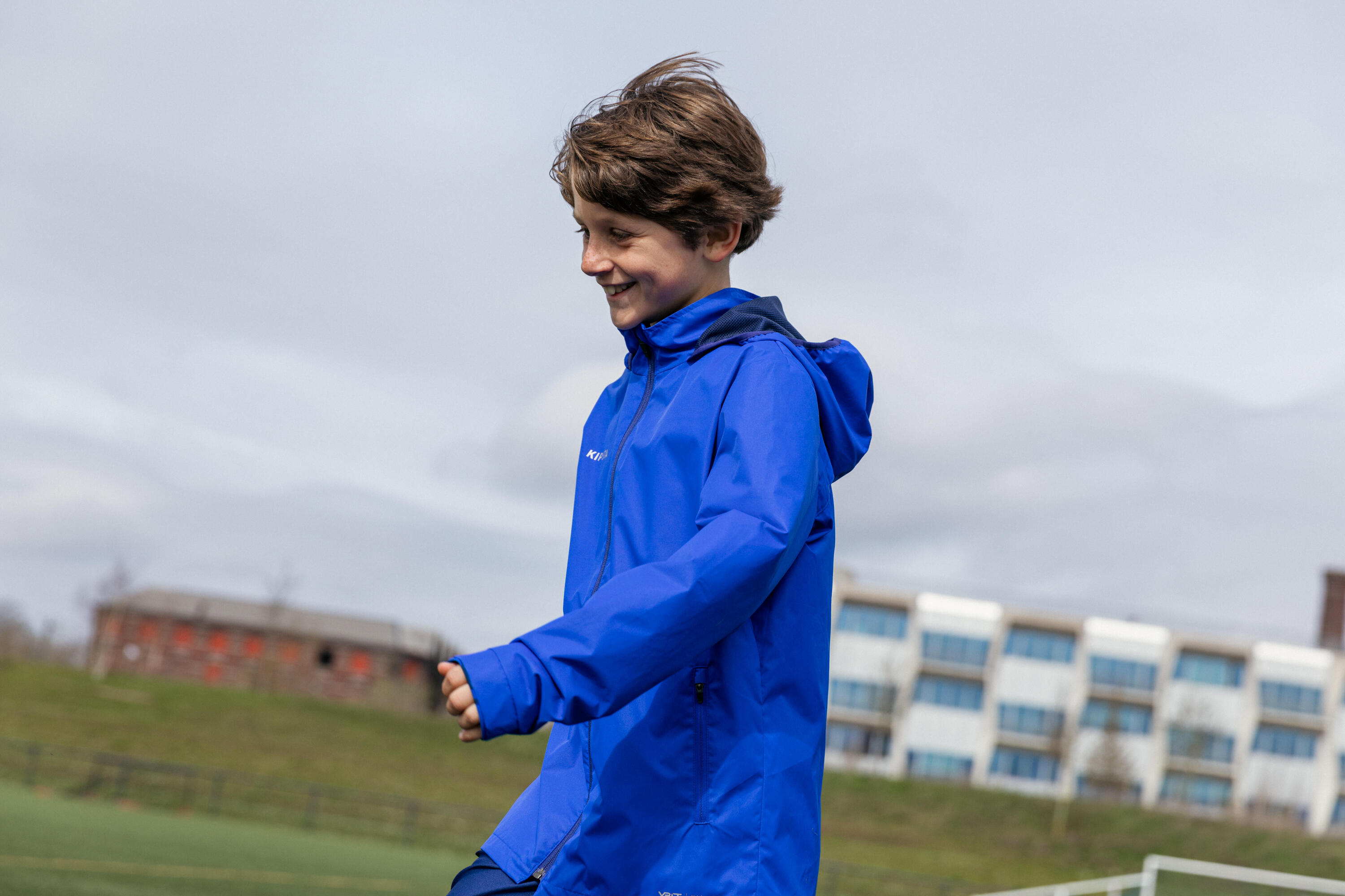 Chaqueta impermeable de fútbol niño, Viralto Club azul 15/17