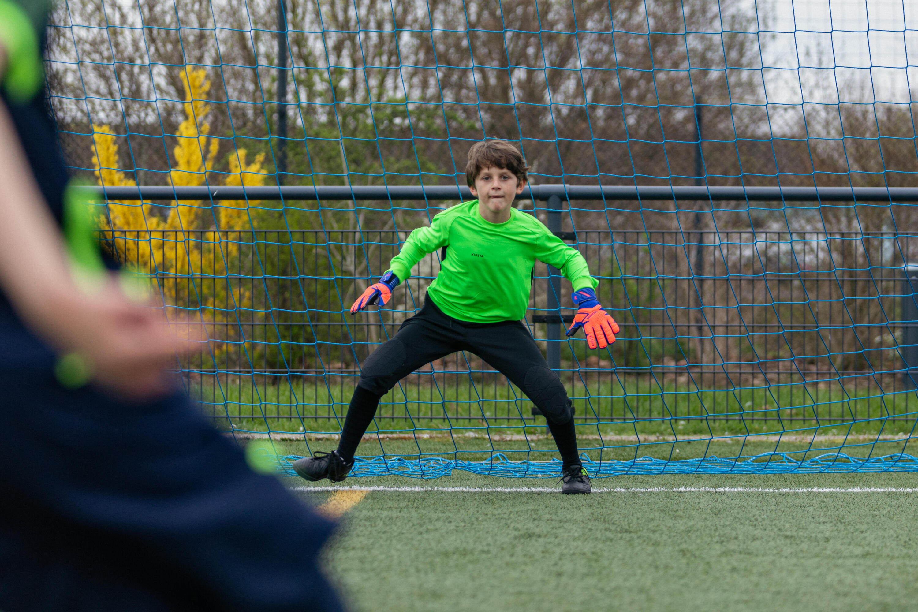 F100 Kids' Goalkeeper Cropped Bottoms - Black 5/5