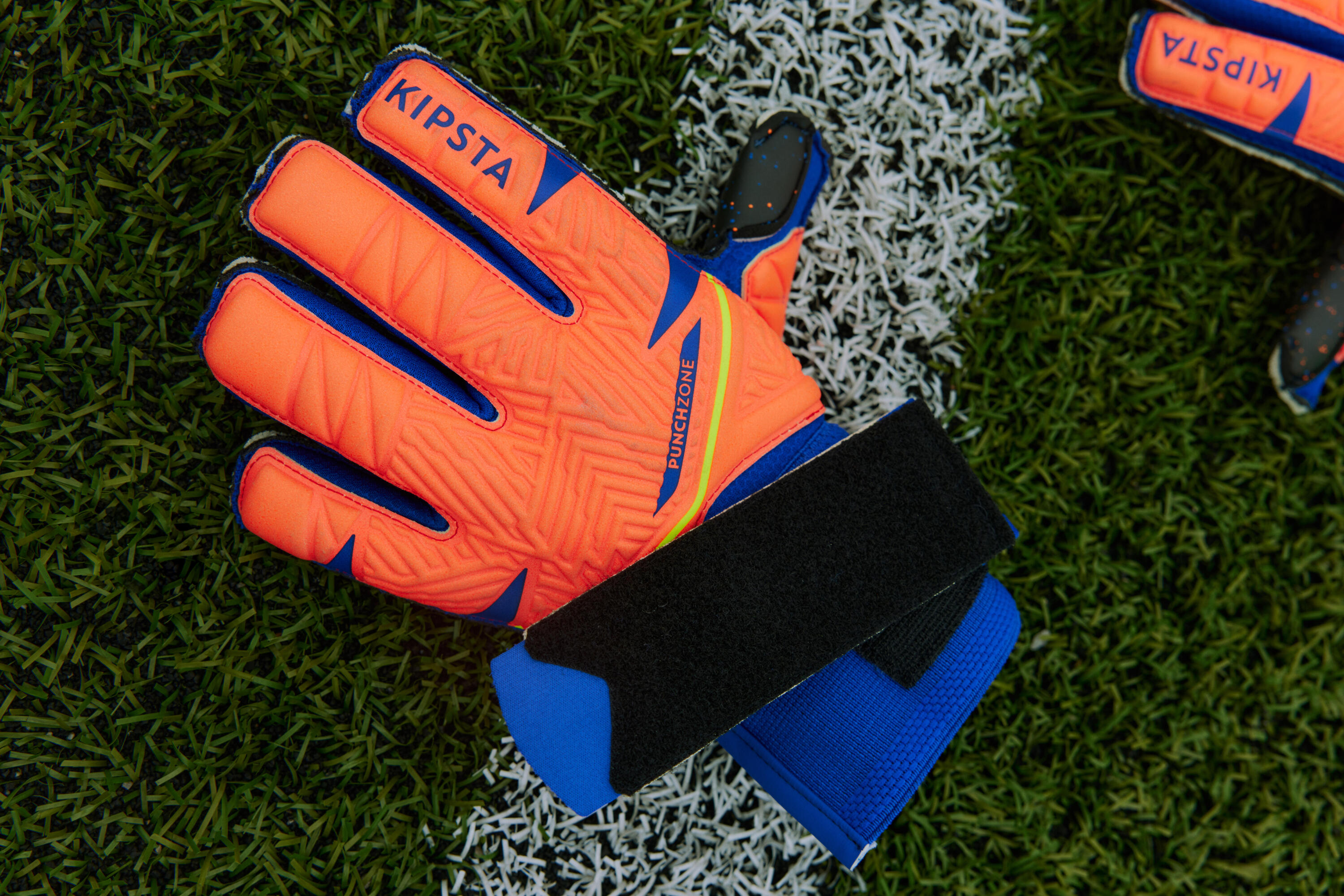 Guantes de futbol naranja con azul para niños F500 Viralto Shielder 15/18