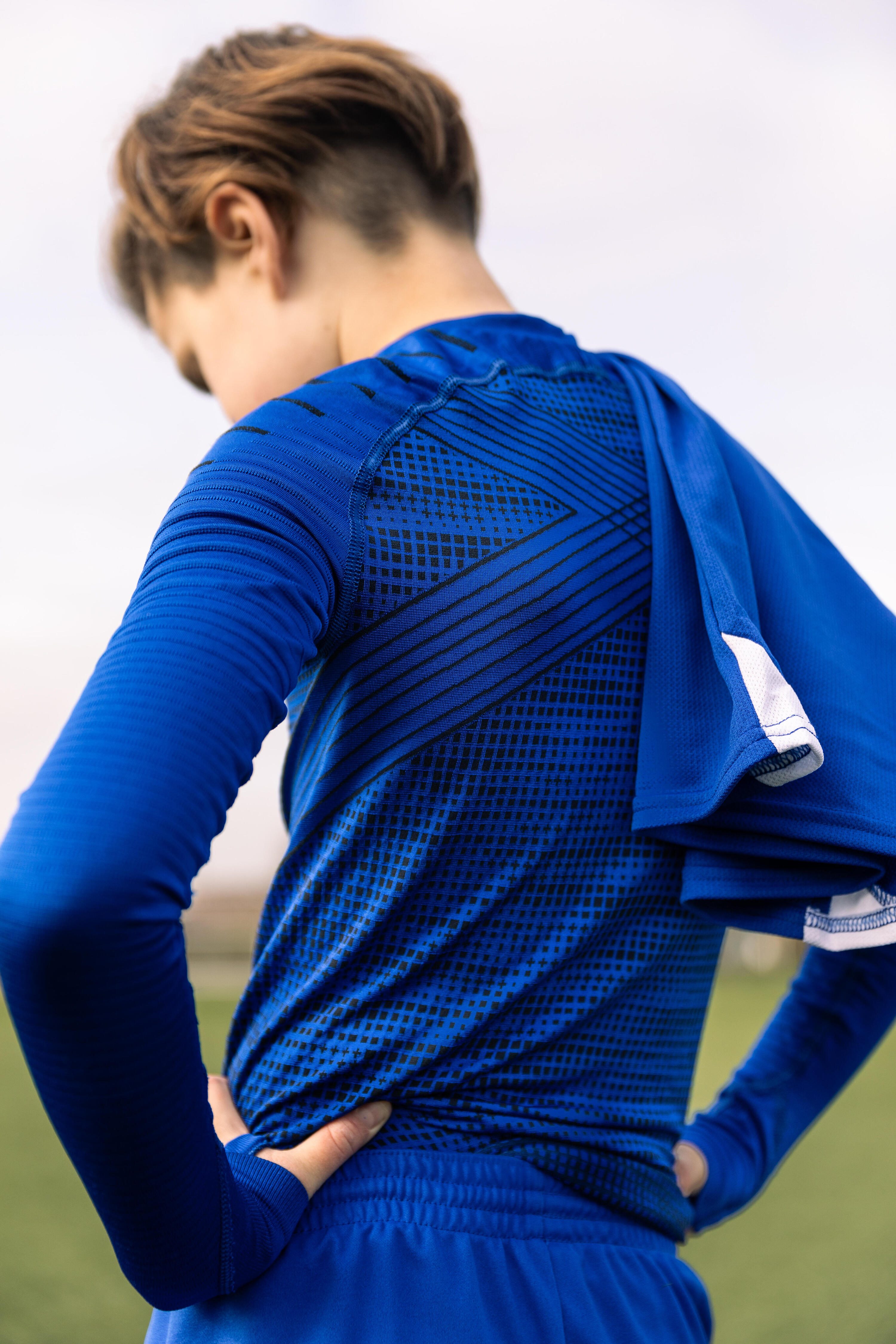 Camiseta térmica de fútbol manga larga Niño Kipsta Keepdry 500 azul 10/11