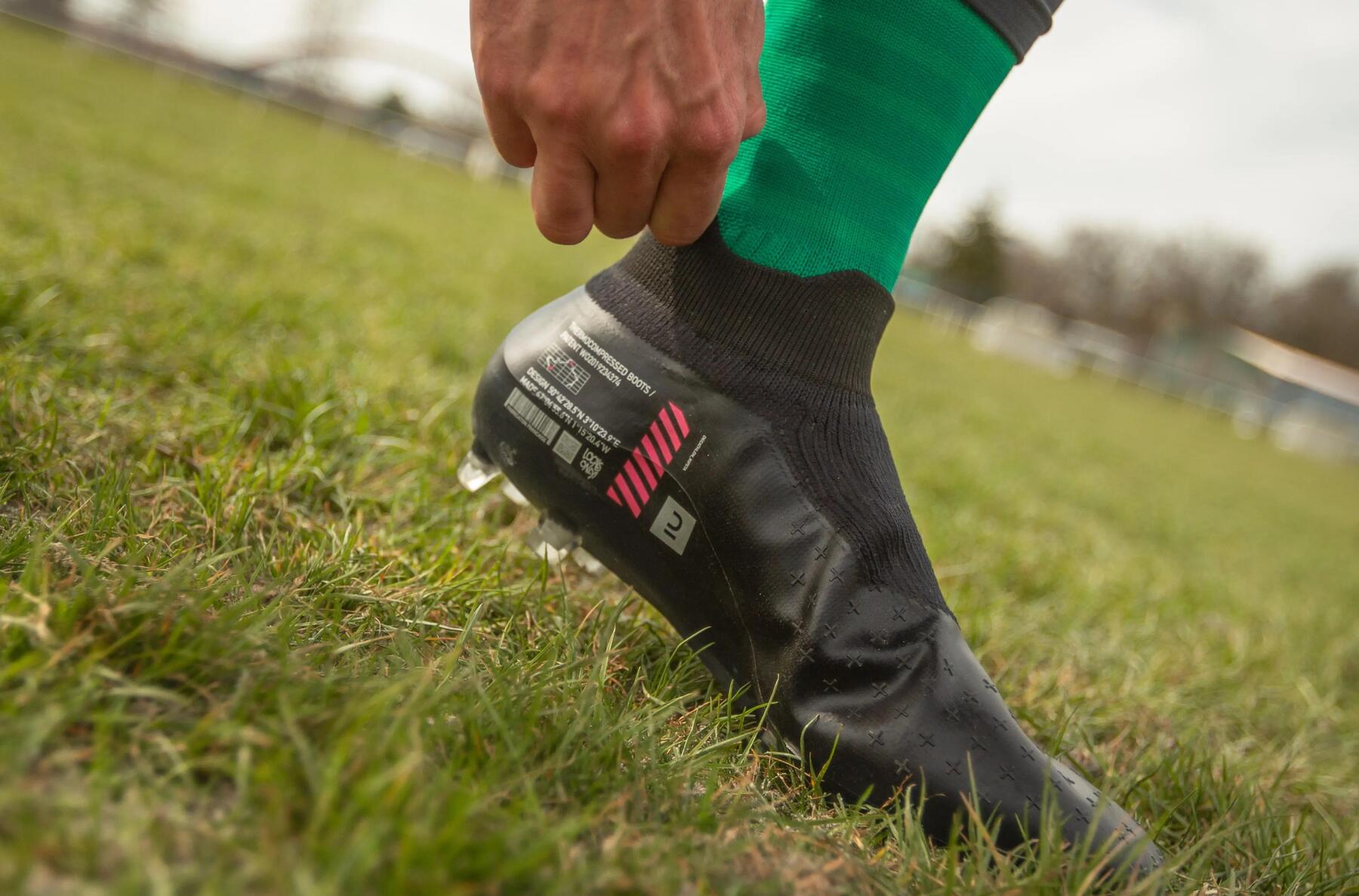 Une chaussure de foot adaptée à ton style de jeu et à ta morphologie