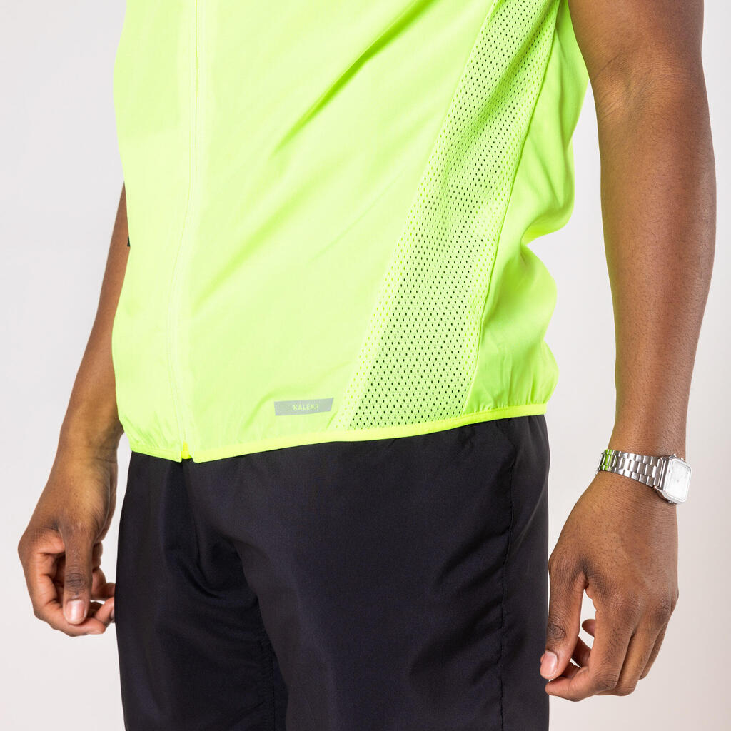 MEN'S RUN 100 HIGH-VISIBILITY SLEEVELESS WINDPROOF JACKET