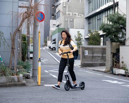 MŰHELYSZOLGÁLTATÁSOK - OXELO FELNŐTT ROLLEREK VÁROSI KÖZLEKEDÉSHEZ 