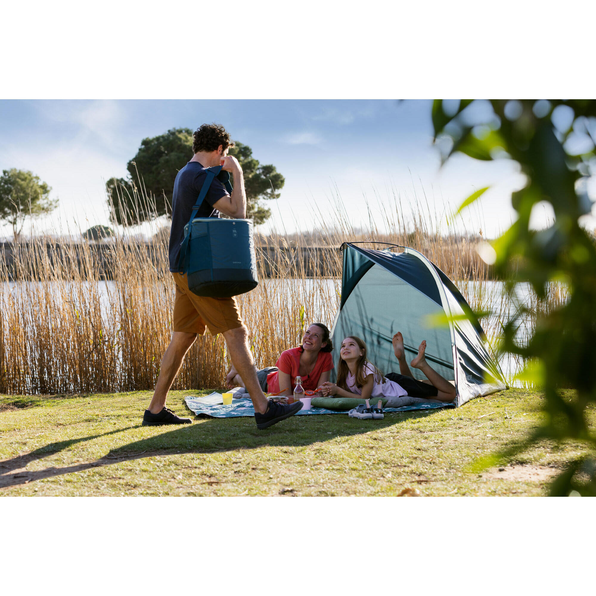 FLEXIBLE CAMPING COOLER - 30L - KEEPS COOL FOR 9 HOURS