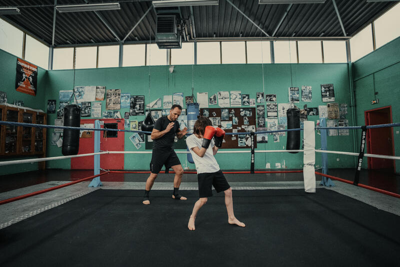 Boks czy karate? Porównanie boksu i karate. Co wybrać?
