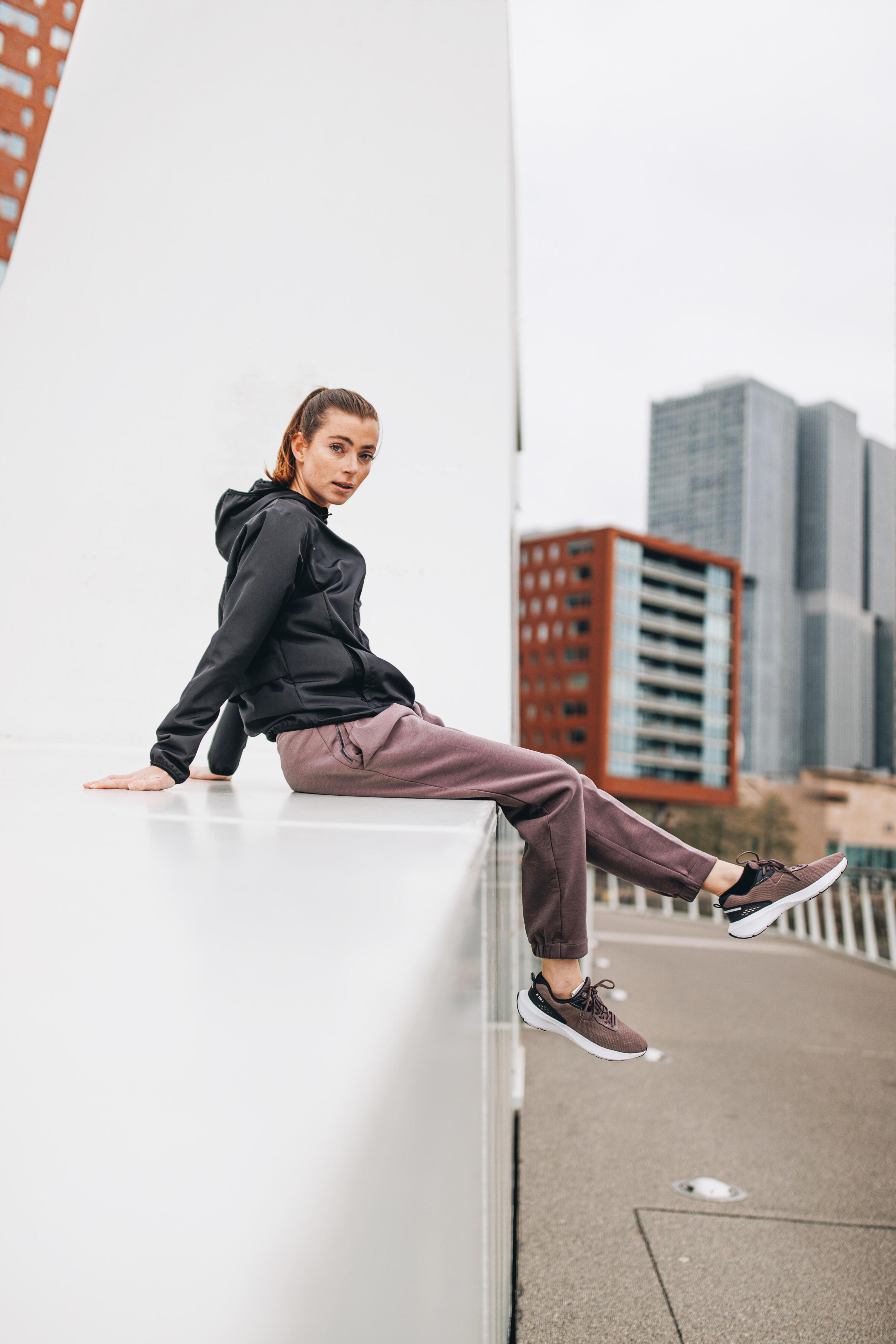Kiprun Women's Run 100 Windproof Running & Trail Jacket