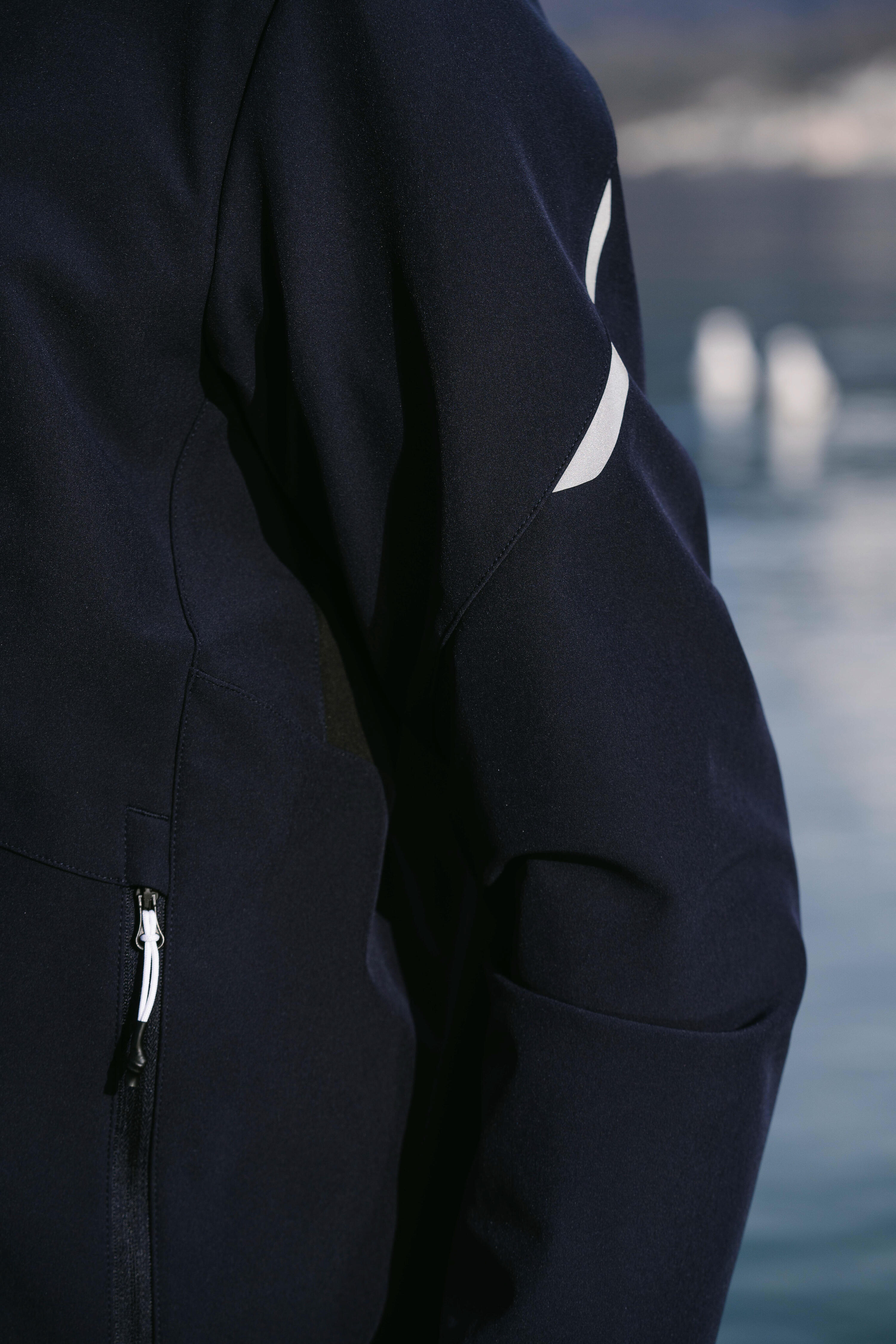 Chaqueta Hombre  Softshell perlante cortaviento Sailing azul oscuro 15/22