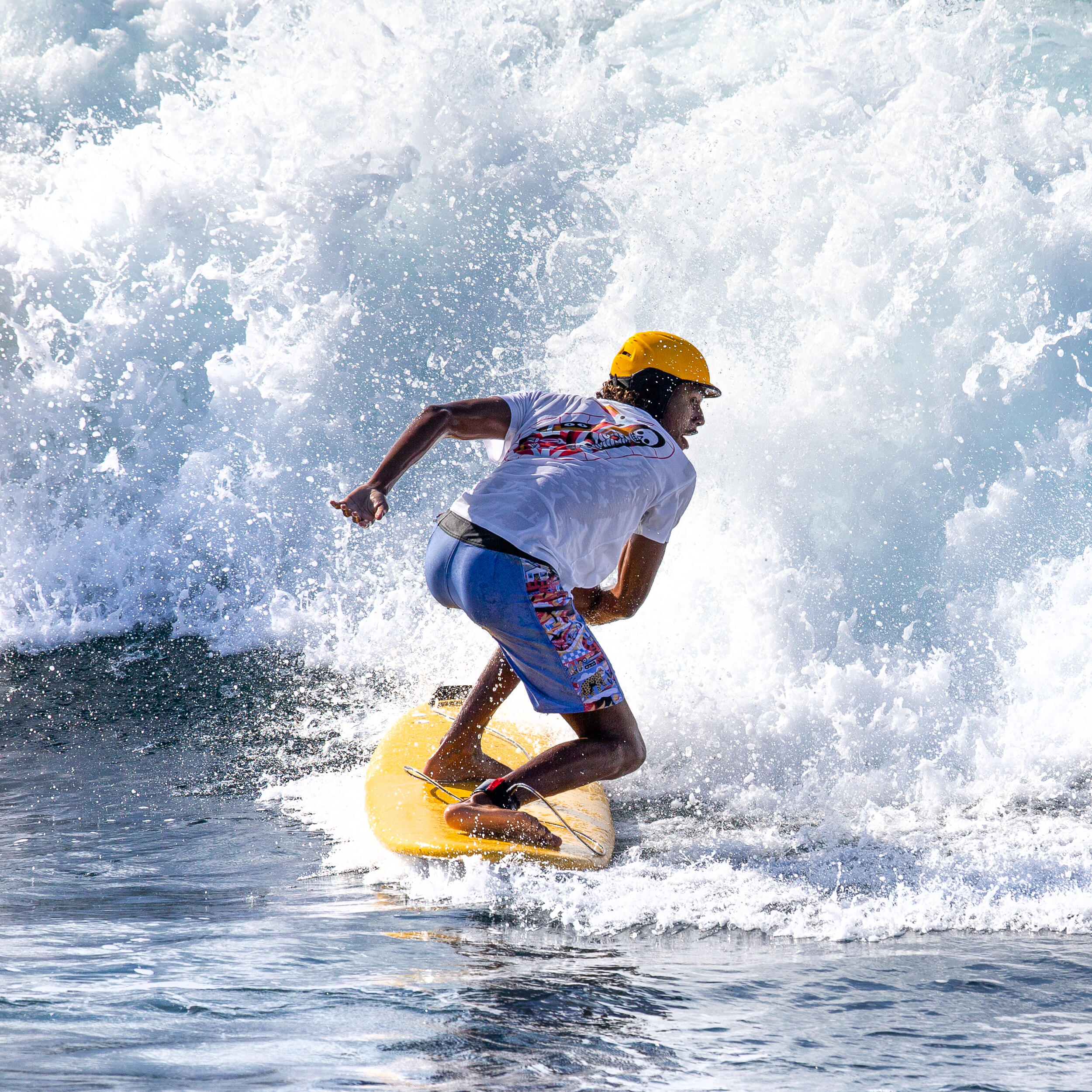 Helmet for surfing.yellow OLAIAN Decathlon