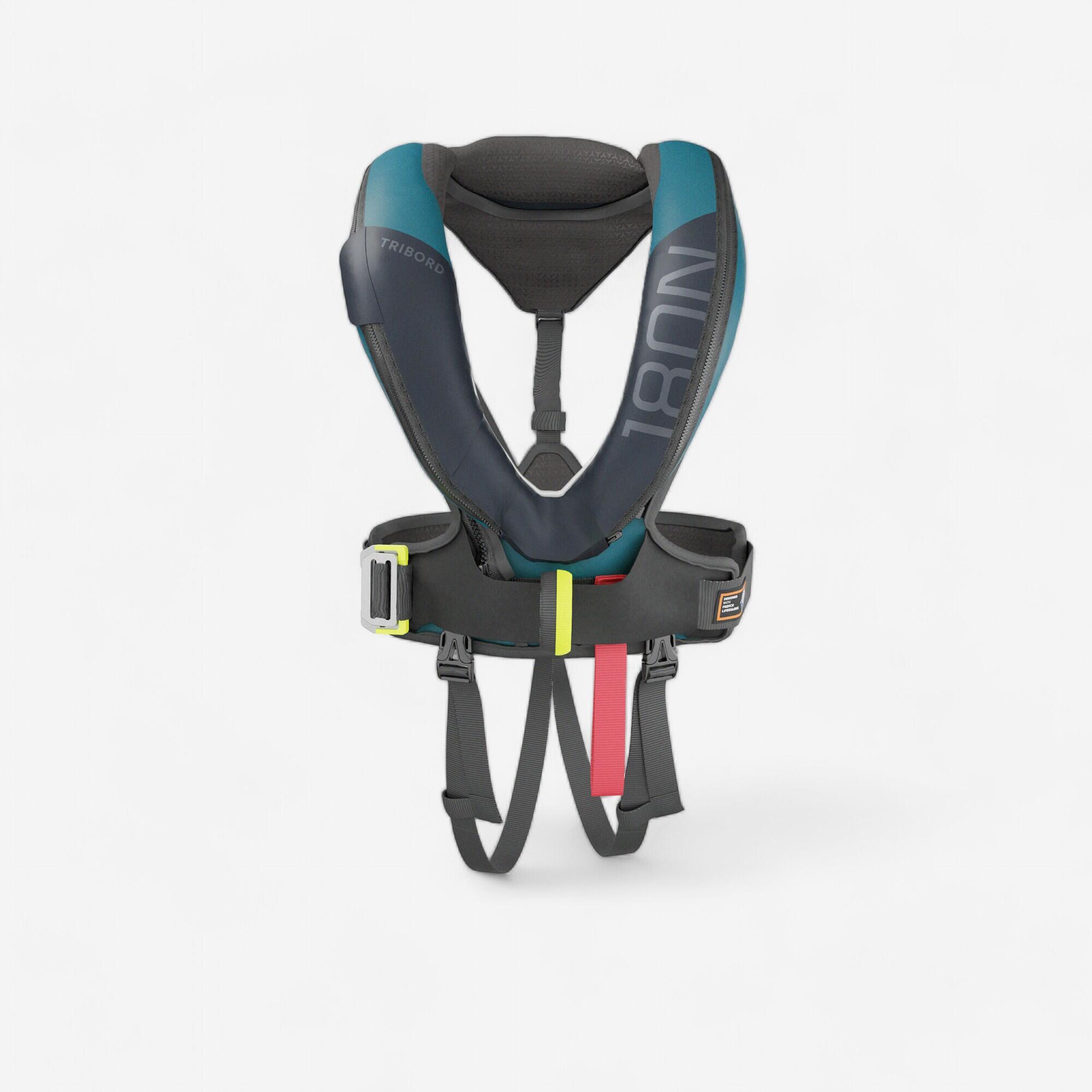 Decathlon | Giubbotto salvataggio LJ 180 N OFFSHORE automatico + imbracatura nero-blu |  Tribord