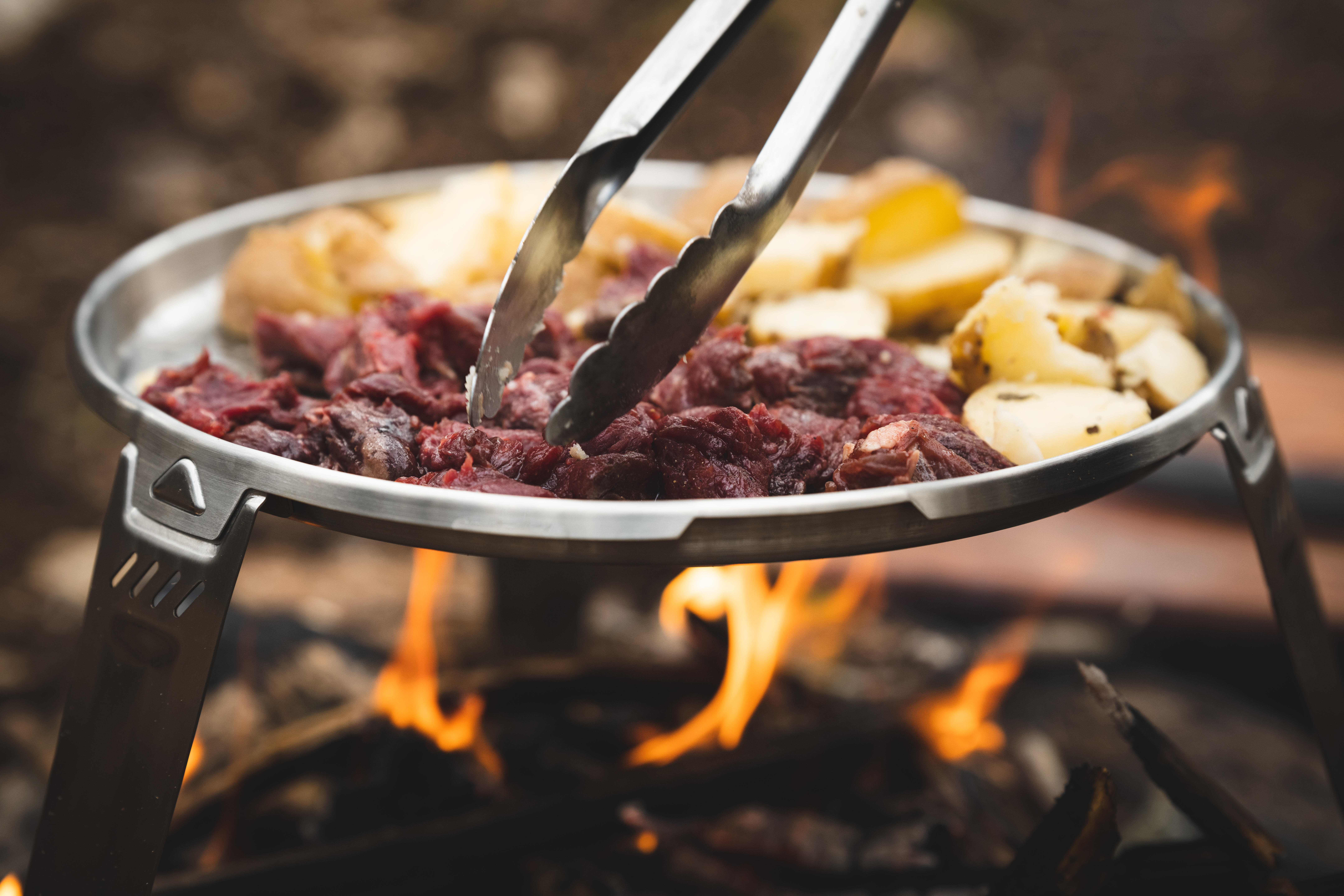 Plancha Griddle on Tripod Stainless-Steel 30 cm - Bushcraft - SOLOGNAC