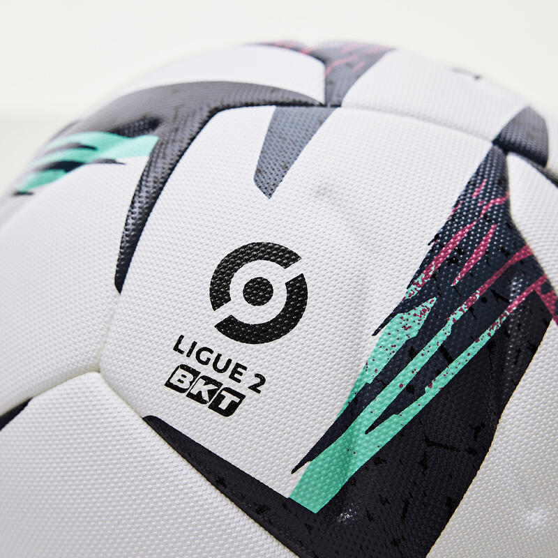 BALLON DE FOOTBALL LIGUE 2 BKT OFFICIEL MATCH BALL 2023 AVEC BOÎTE