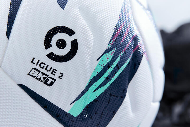 Piłka do piłki nożnej Kipsta League 2 BKT Officiel Match Ball 2023 w pudełku