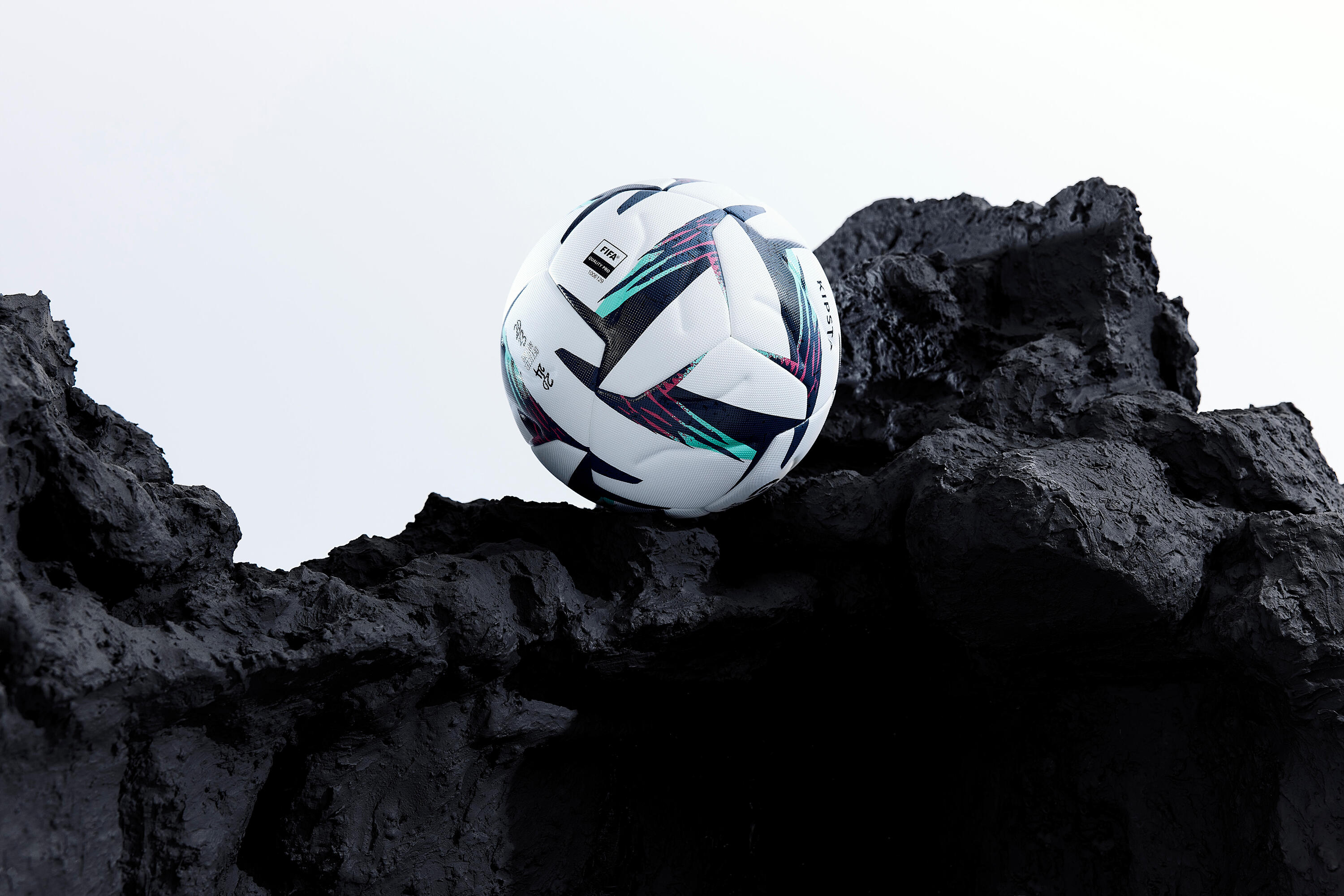 BALÓN DE FÚTBOL LIGUE 2 BKT BALÓN PARTIDO OFICIAL 2023 13/26