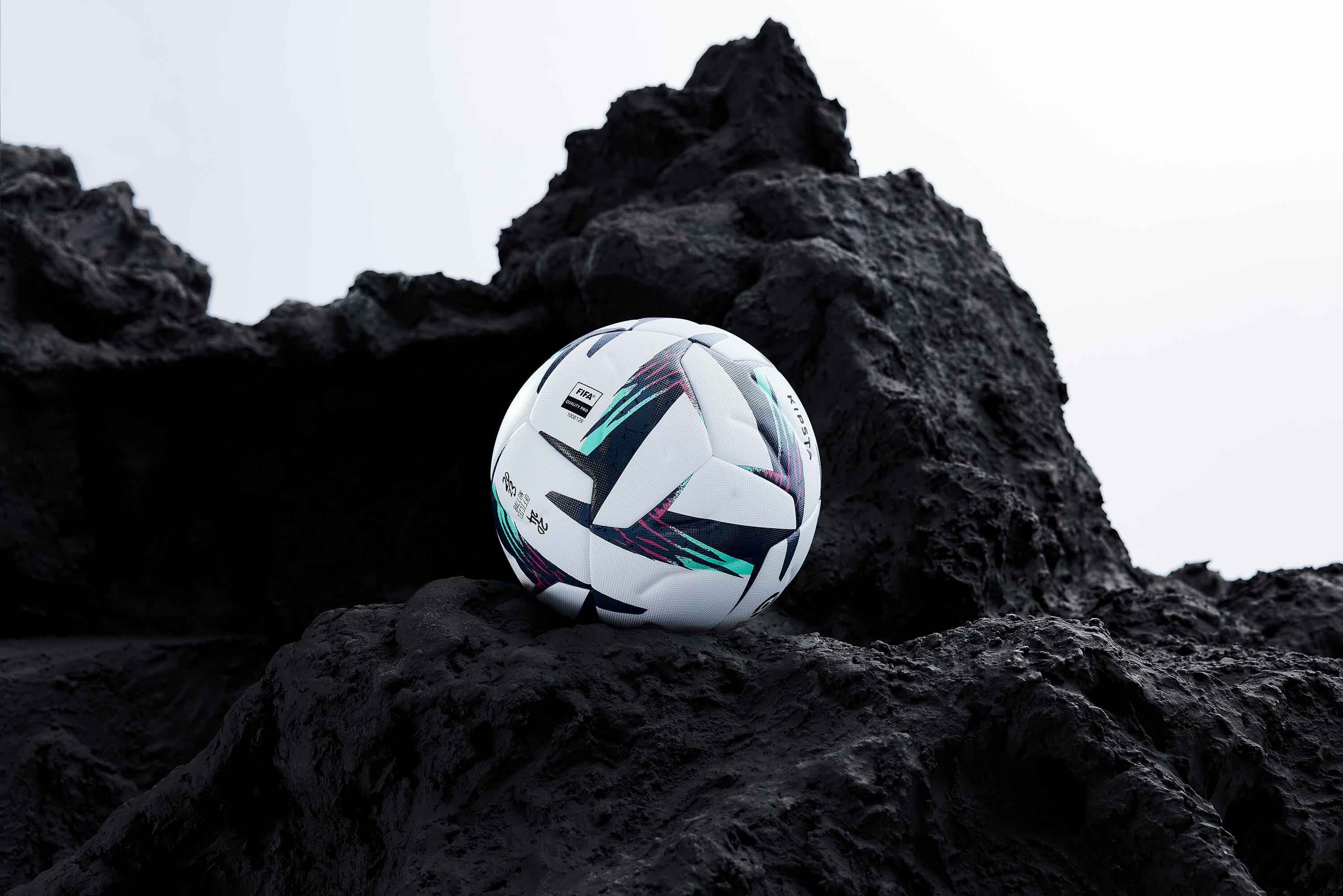 BALÓN DE FÚTBOL LIGUE 2 BKT BALÓN PARTIDO OFICIAL 2023 10/26