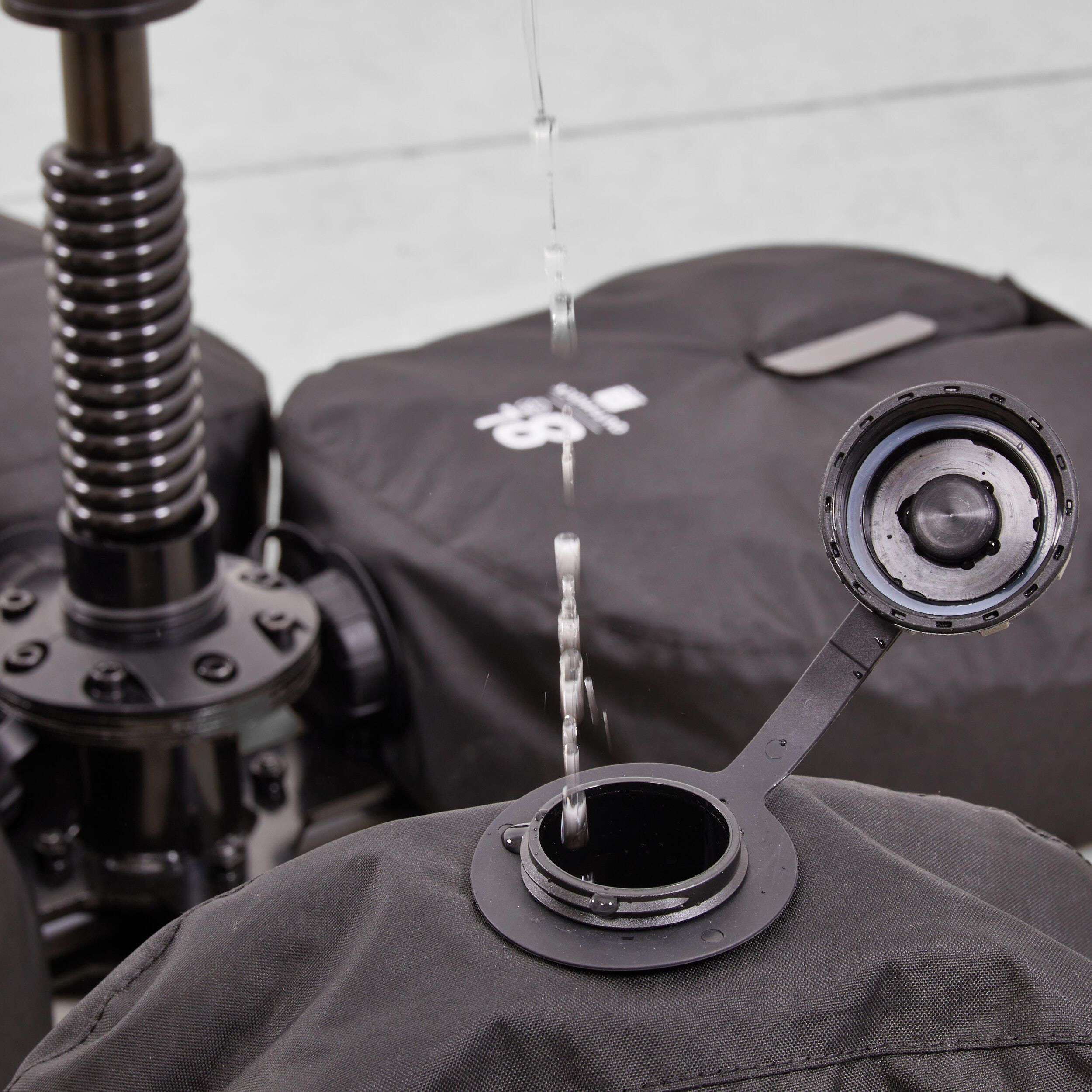 Adjustable Speed Bag with Reflex Stand - OUTSHOCK