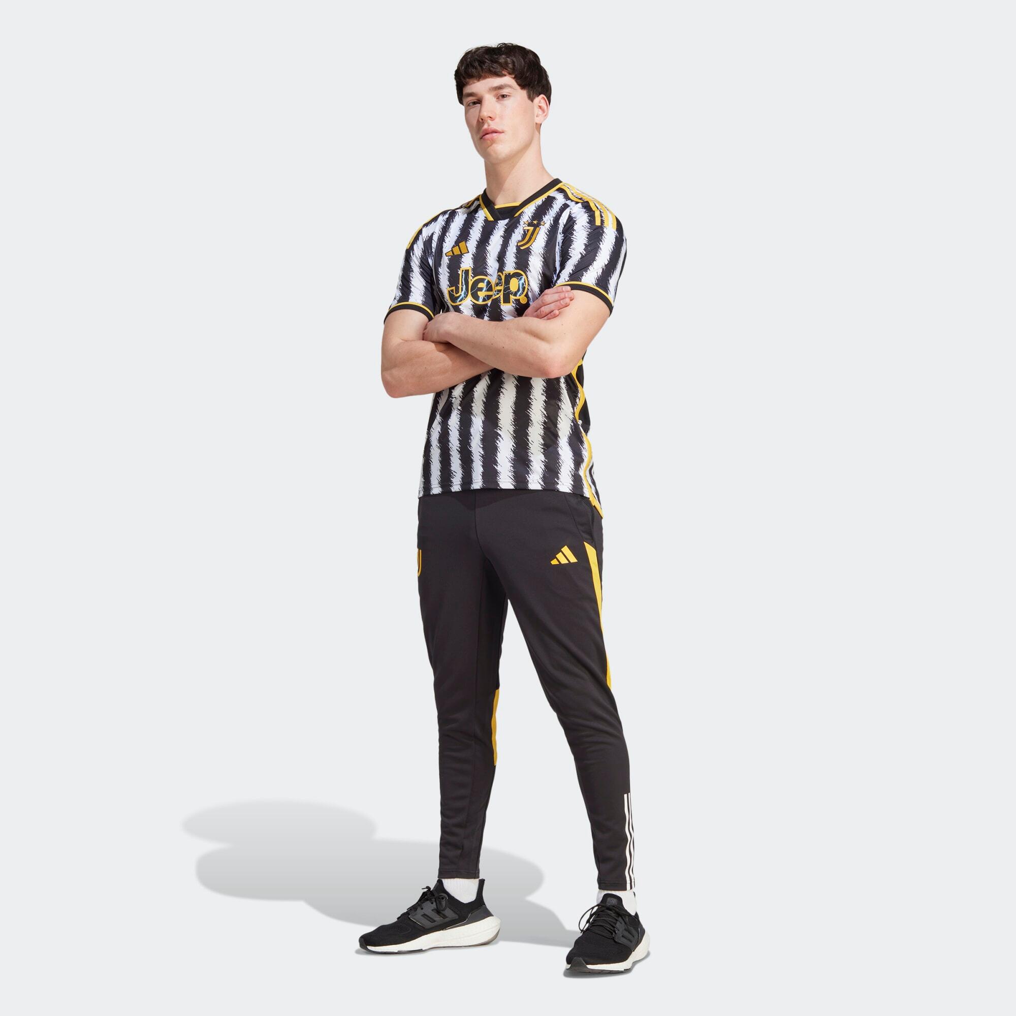 Adult Juventus Home Shirt - 2023/2024 Season 6/8