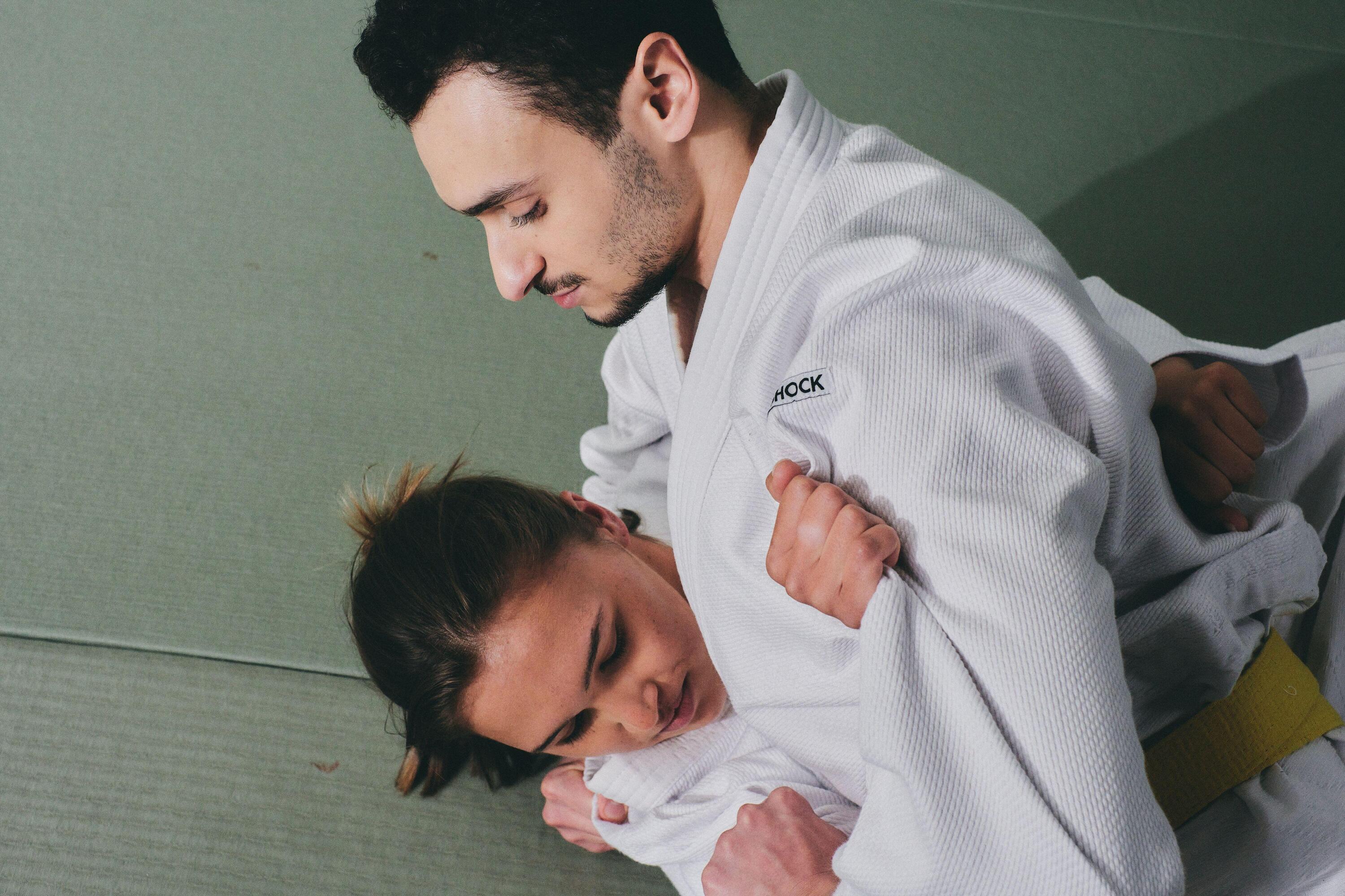 Kimono adulto judo 100 bianco 10/14