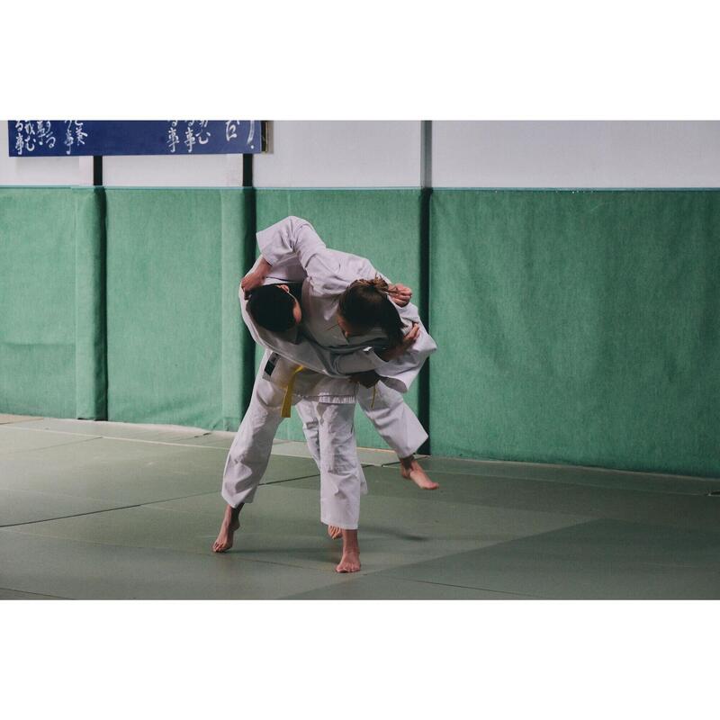 Dospělé kimono na judo 100