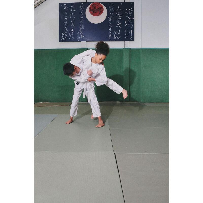Judogi kimono judo niños Outshock 100 blanco (incluye cinturón blanco) -  Decathlon