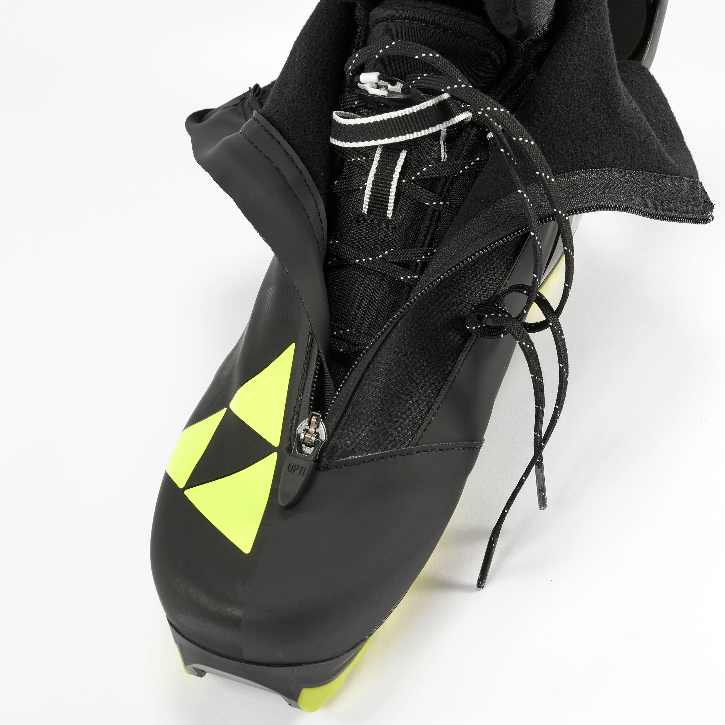CROSS-COUNTRY SKI SKATING BOOTS - FISCHER CARBON 7/7