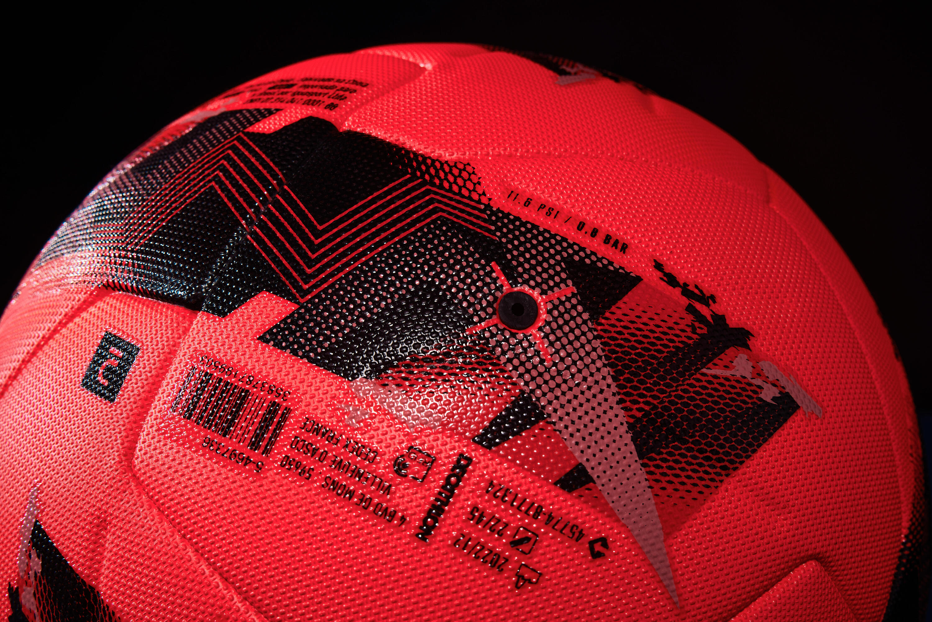 BALLON DE FOOTBALL PRO LEAGUE MATCH OFFICIEL HIVER 2023 2025 10/15