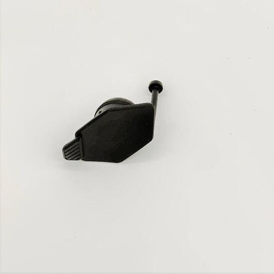 Capot pour port de charge batterie dk-17 in frame