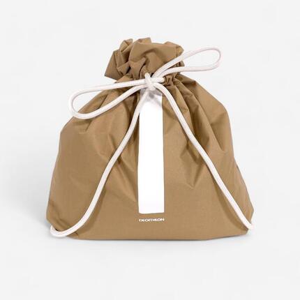 EMBALLAGE CADEAU
Format: 44 x 51cm (vêtements, ballons, chaussures, gourdes...)