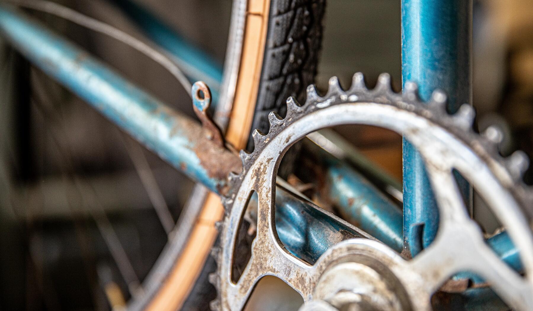 COME RIMETTERE A NUOVO LA TUA VECCHIA BICI VINTAGE?