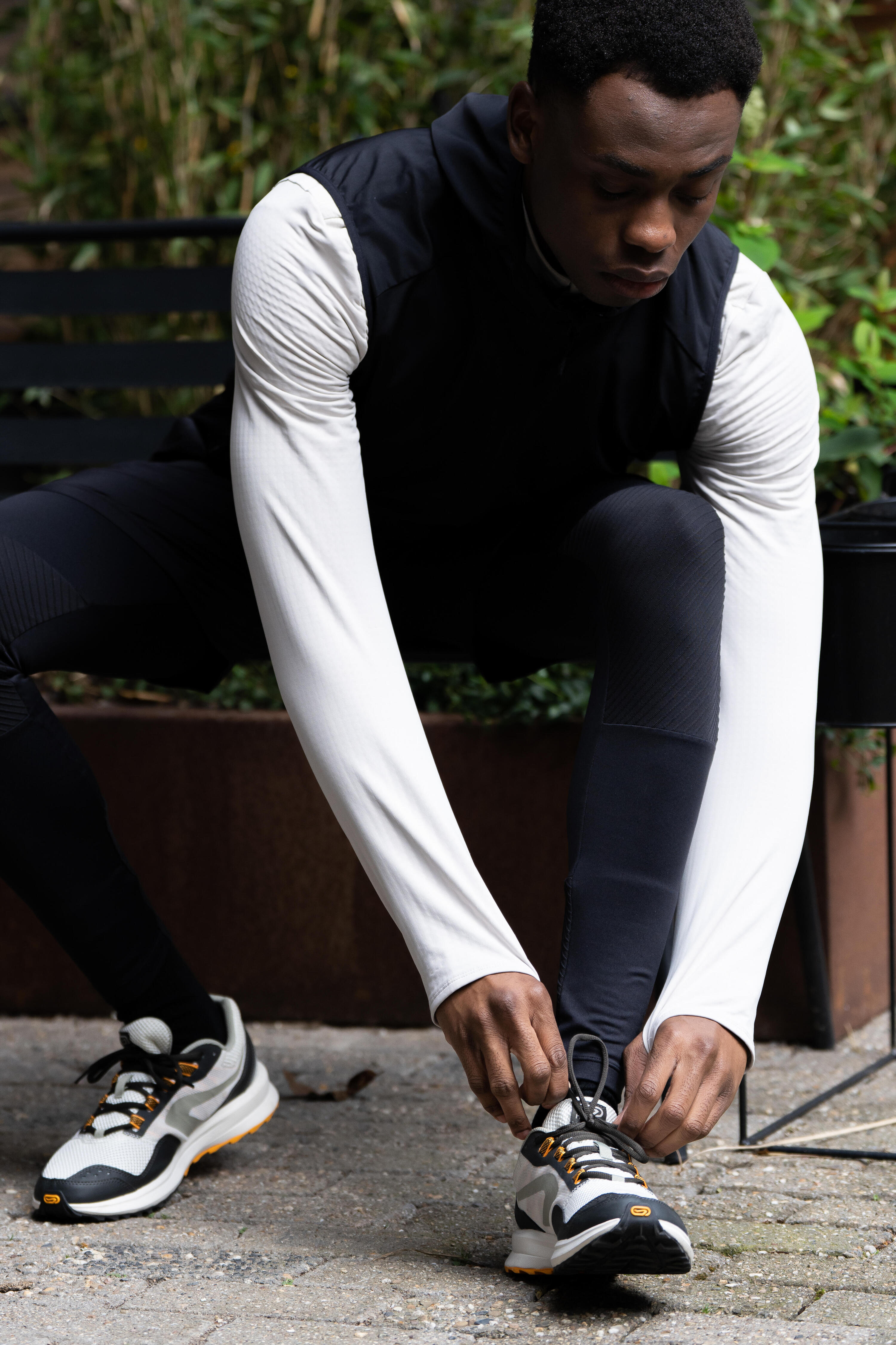 Veste coupe vent sans manche de running Homme - KIPRUN Run 100 Noire 6/9